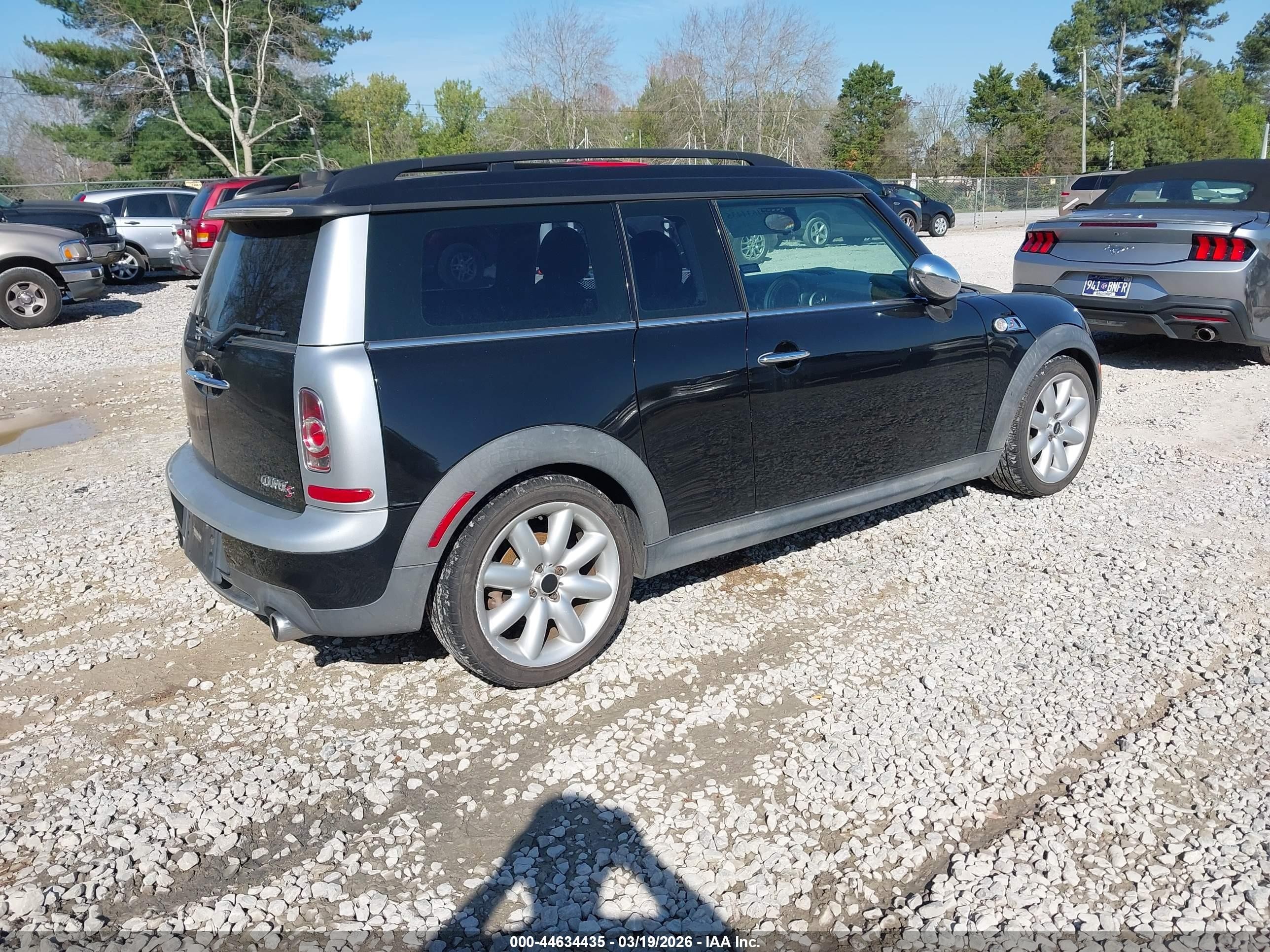 2011 Mini Cooper S Clubman   Black vin: WMWZG3C57BTY36172