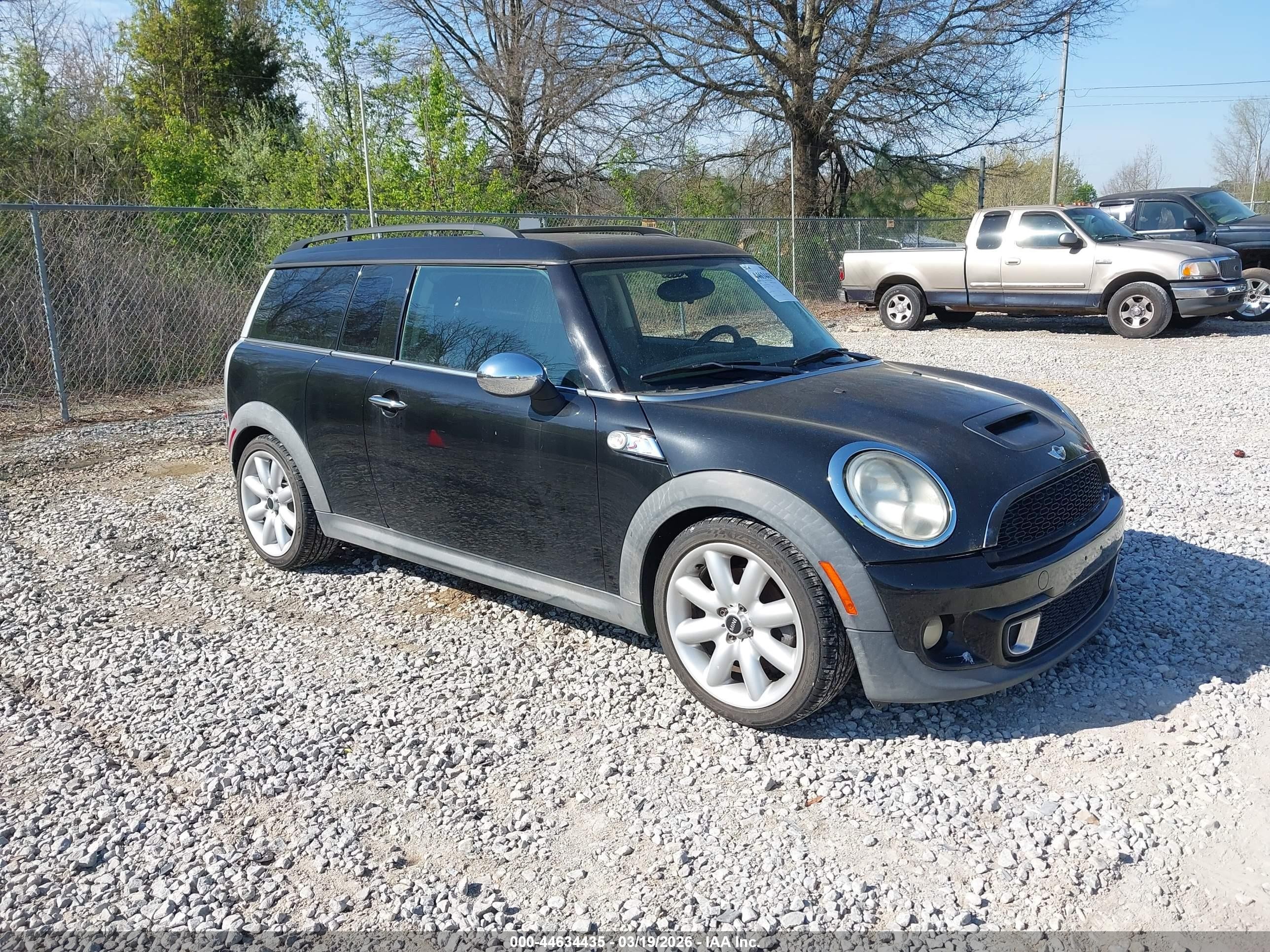 2011 Mini Cooper S Clubman   Black vin: WMWZG3C57BTY36172