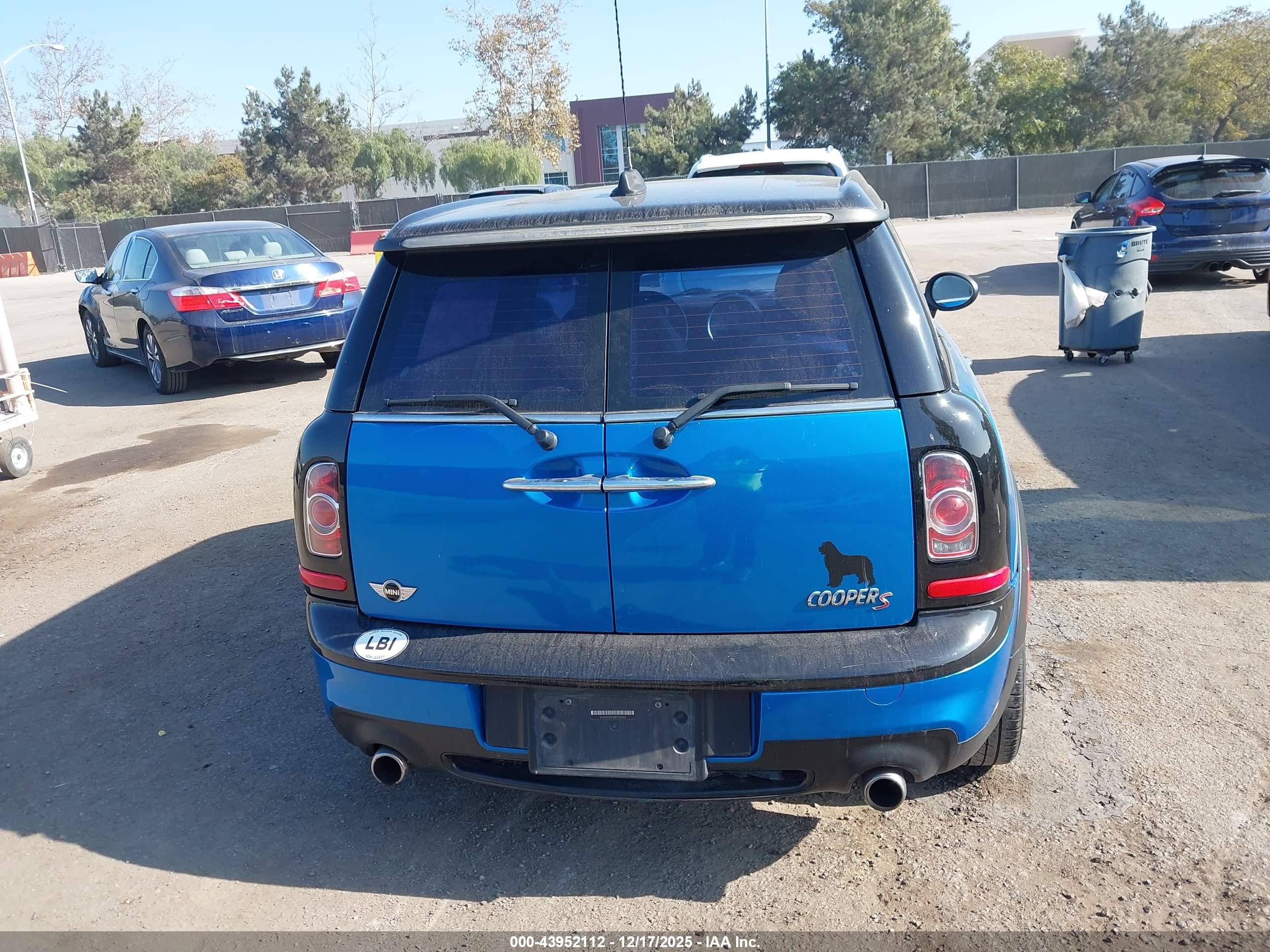 2011 Mini Cooper S Clubman   Blue vin: WMWZG3C58BTY30364
