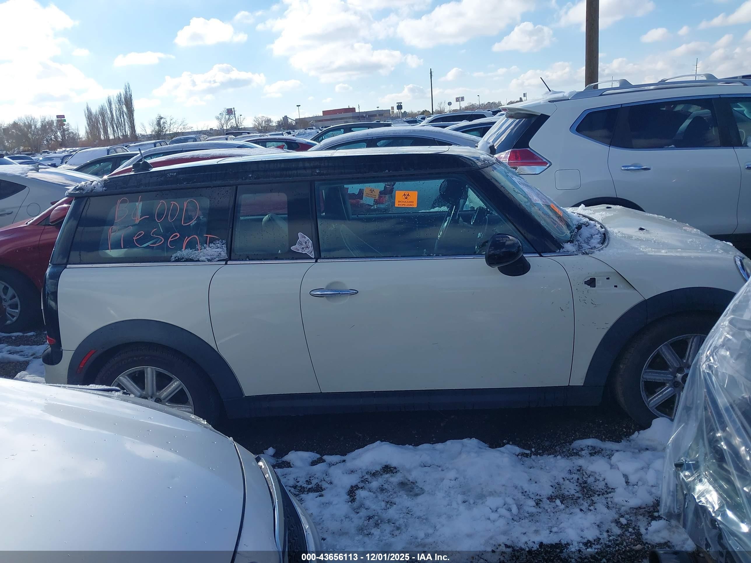 2011 Mini Cooper S Clubman   White vin: WMWZG3C58BTY36407