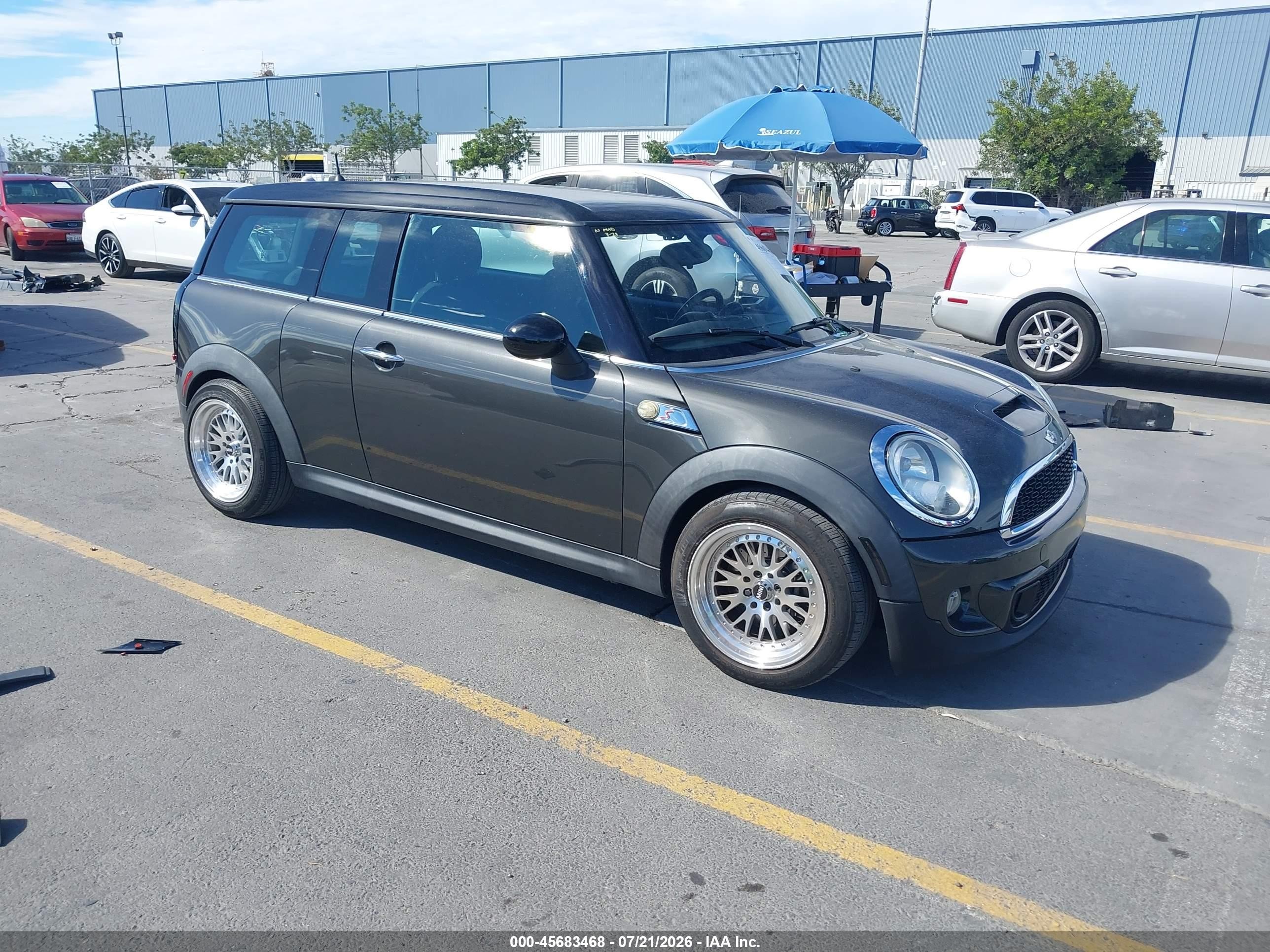 2013 Mini Clubman Cooper S Black vin: WMWZG3C58DT576383