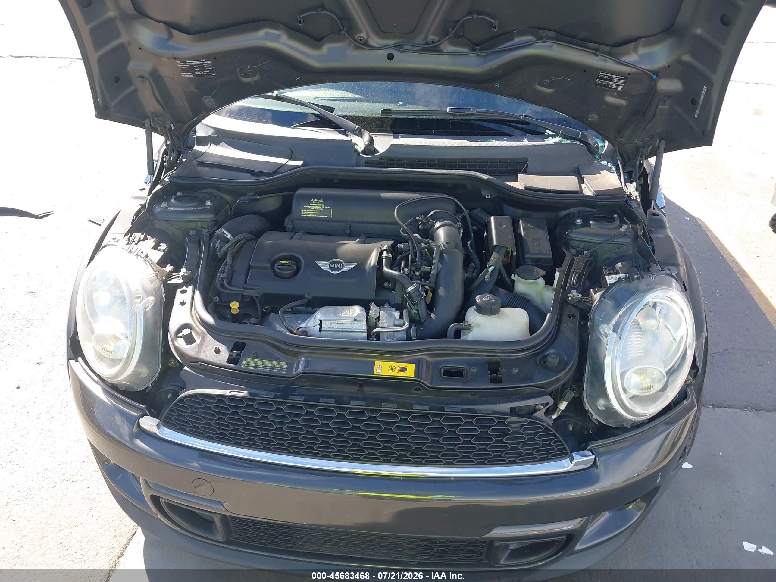 2013 Mini Clubman Cooper S Black vin: WMWZG3C58DT576383