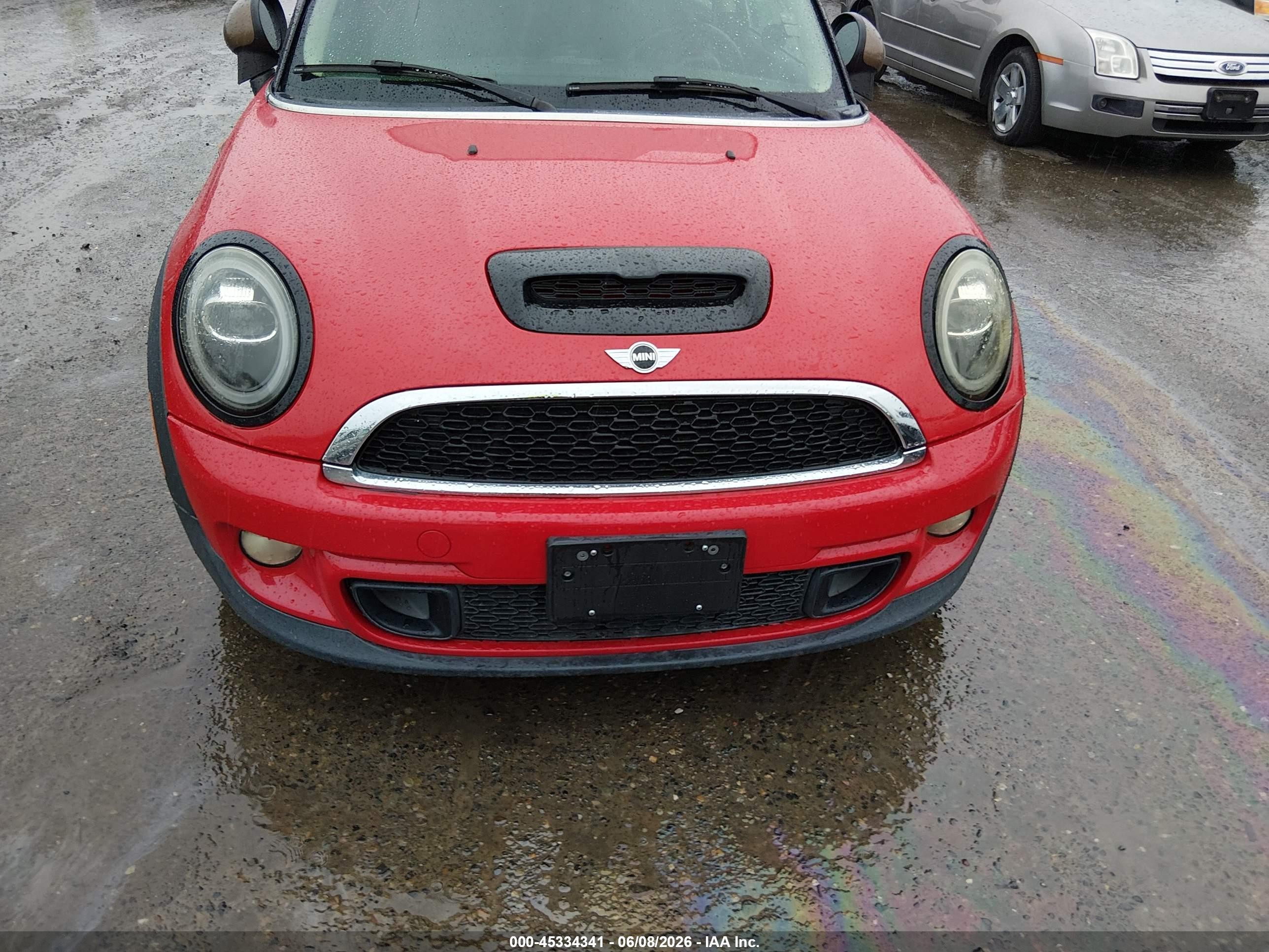 2014 Mini Clubman Cooper S Red vin: WMWZG3C58ET800480