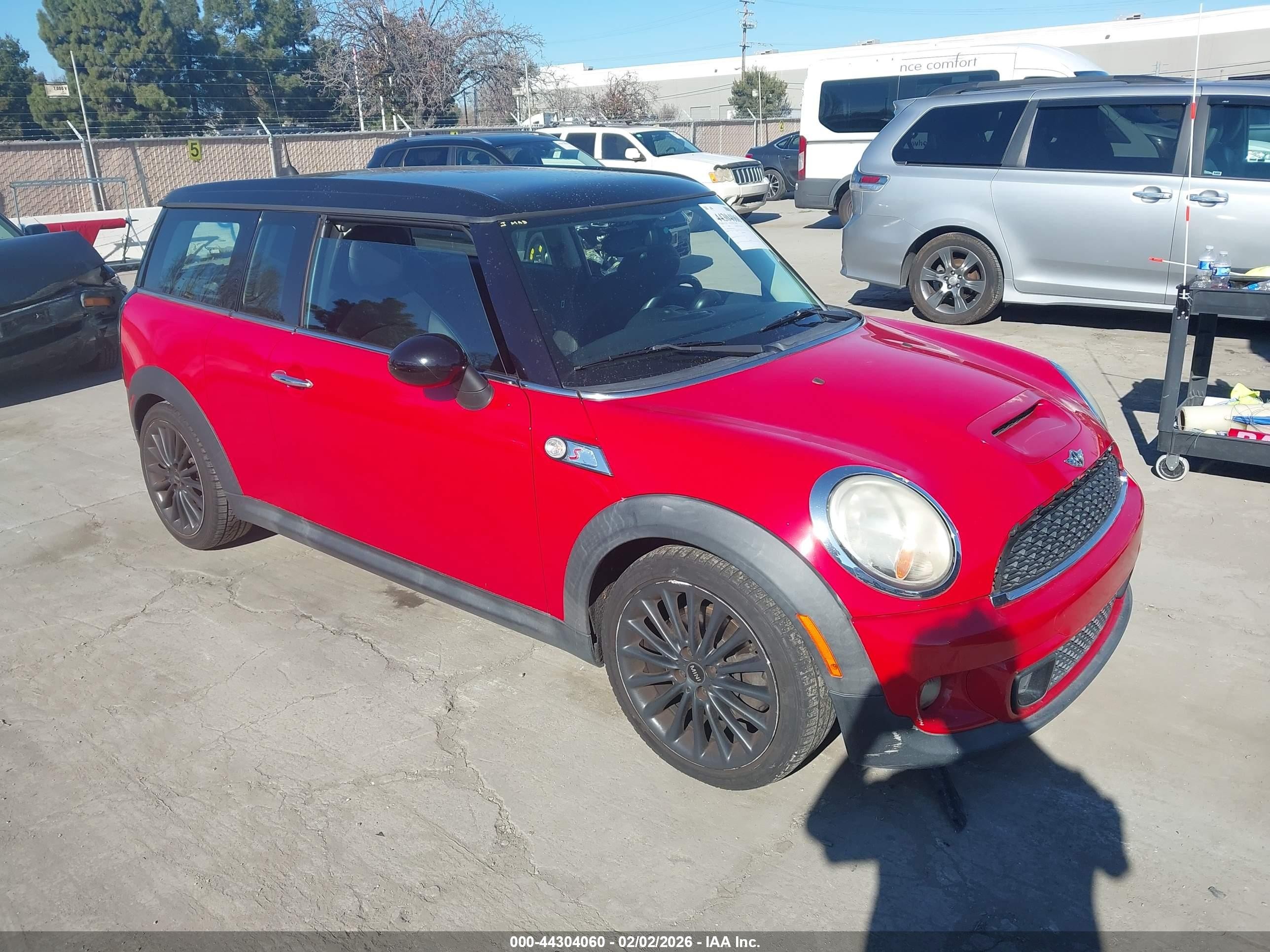 2011 Mini Cooper S Clubman Red vin: WMWZG3C59BTY30230