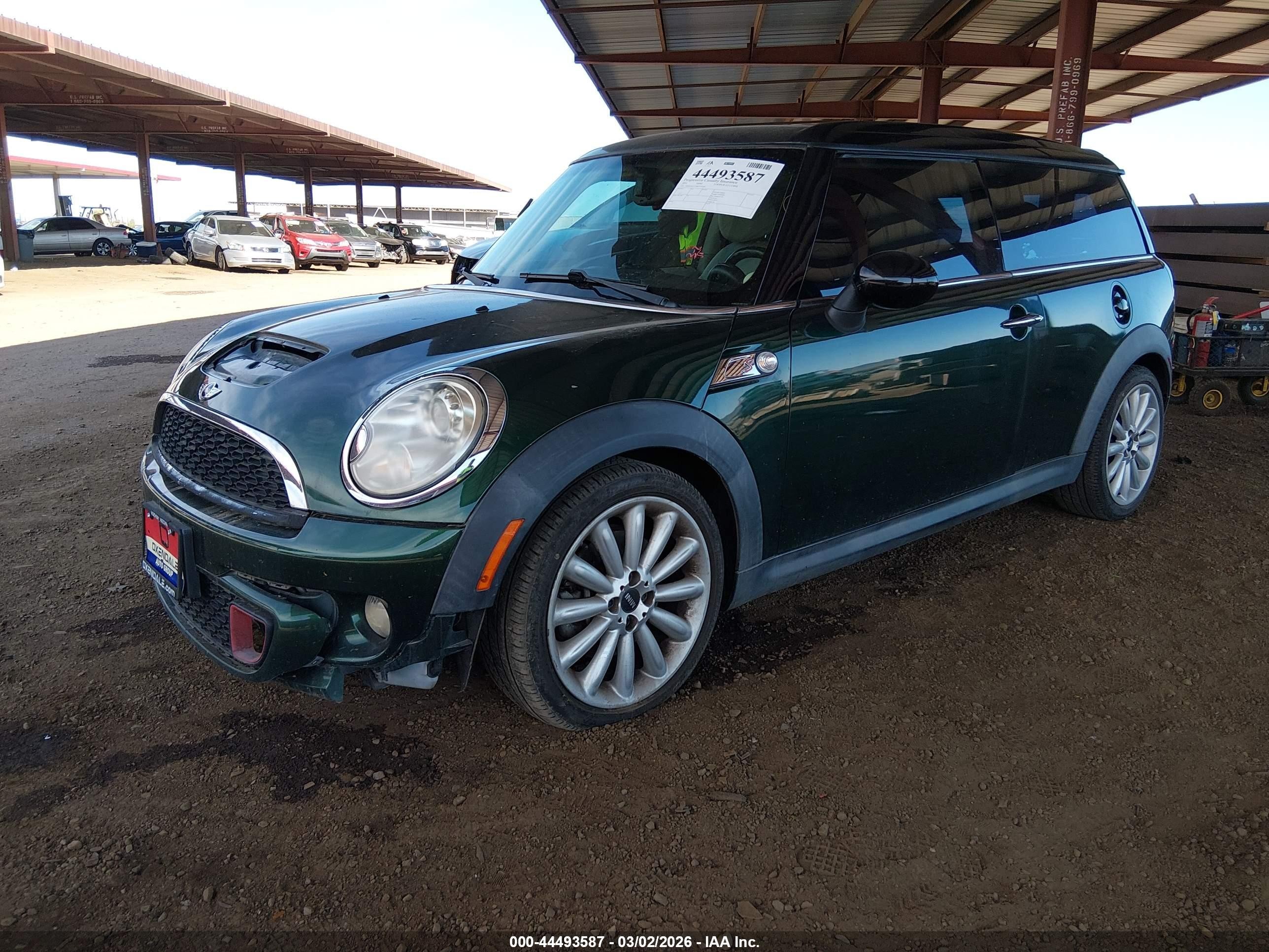 2011 Mini Cooper S Clubman   Green vin: WMWZG3C59BTY30387