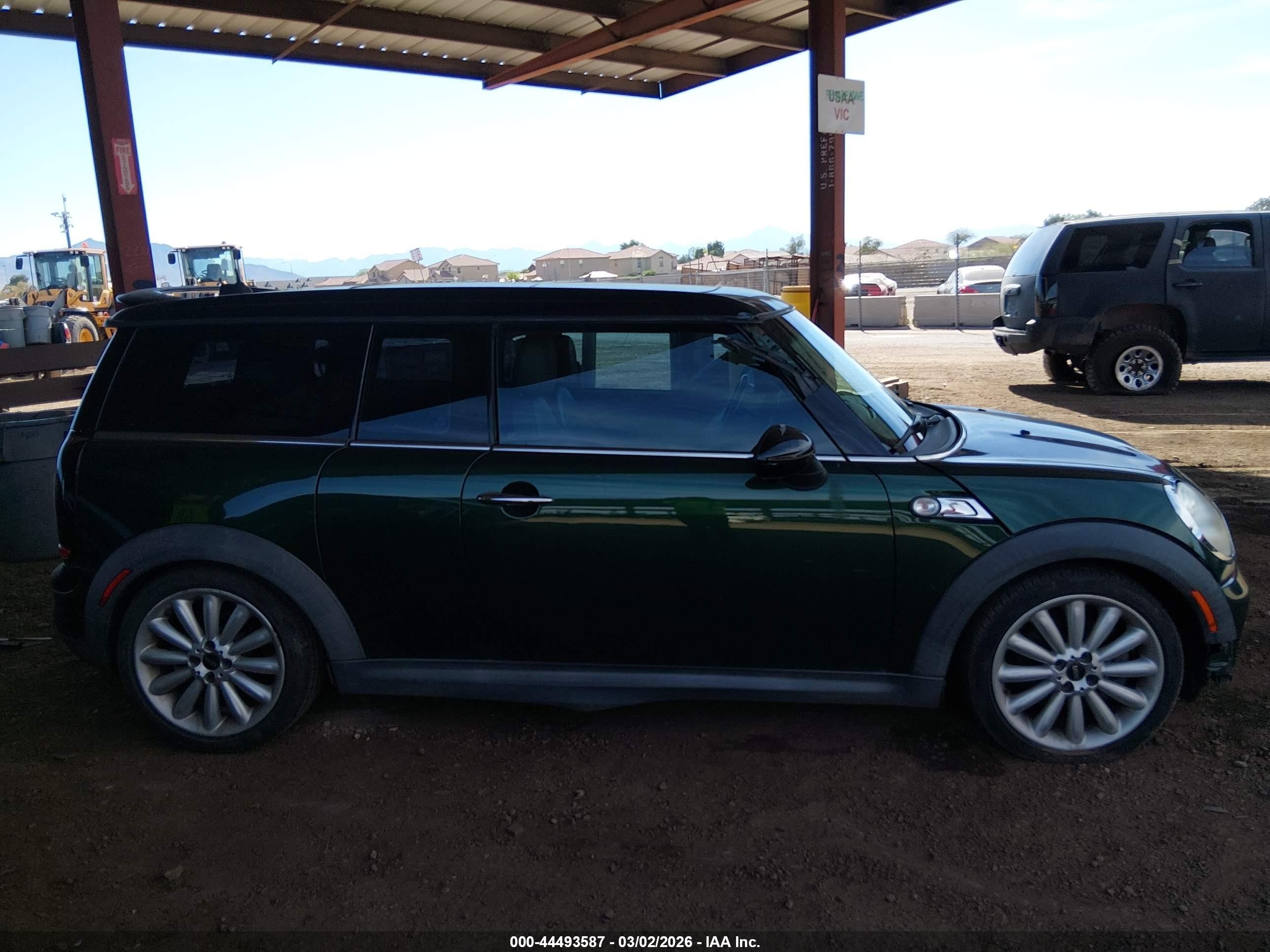 2011 Mini Cooper S Clubman   Green vin: WMWZG3C59BTY30387