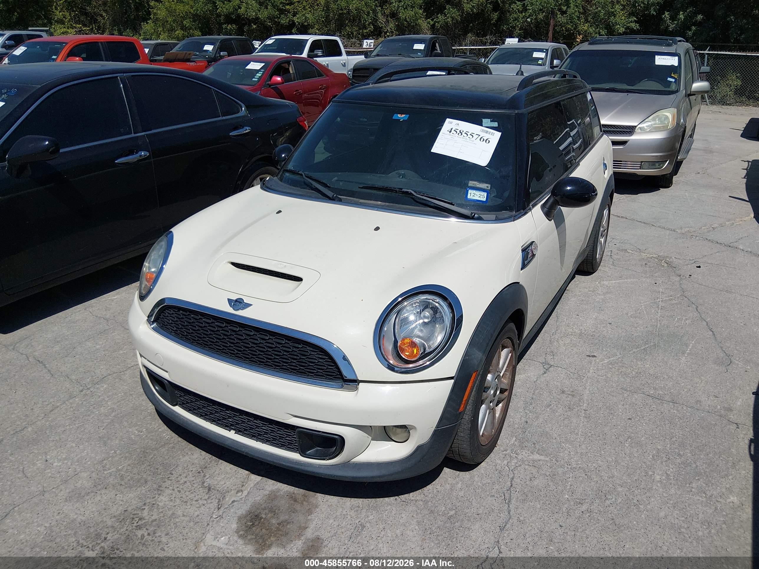 2011 Mini Cooper S Clubman   White vin: WMWZG3C5XBTY35341