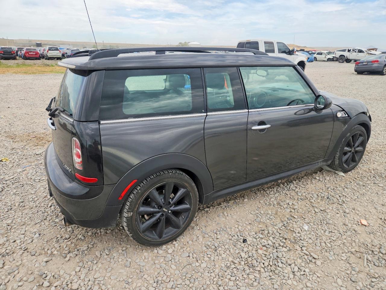 2011 Mini Cooper S Clubman Green vin: WMWZG3C5XBTY36876