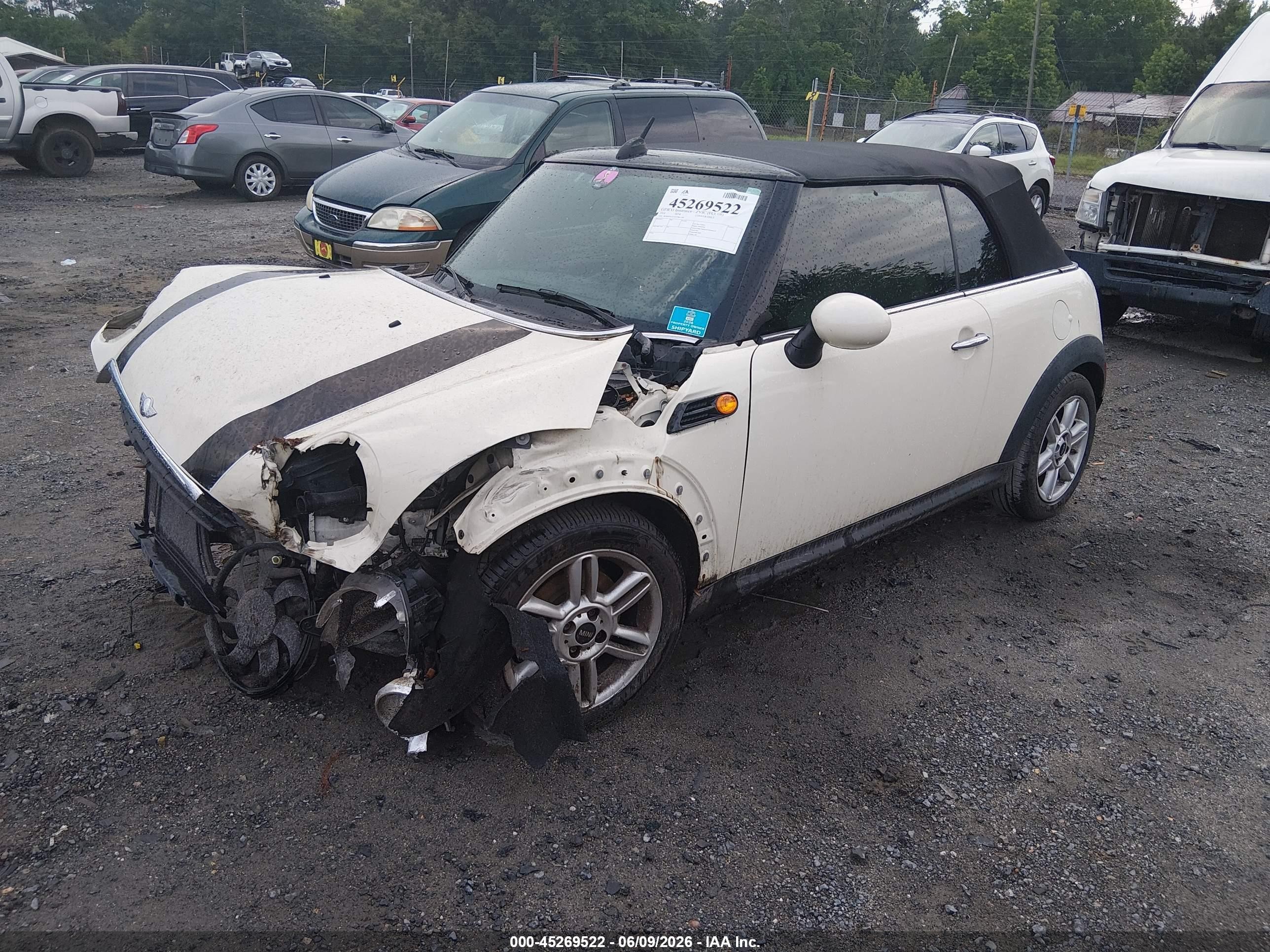 2014 Mini Convertible Cooper White vin: WMWZN3C52ET861359