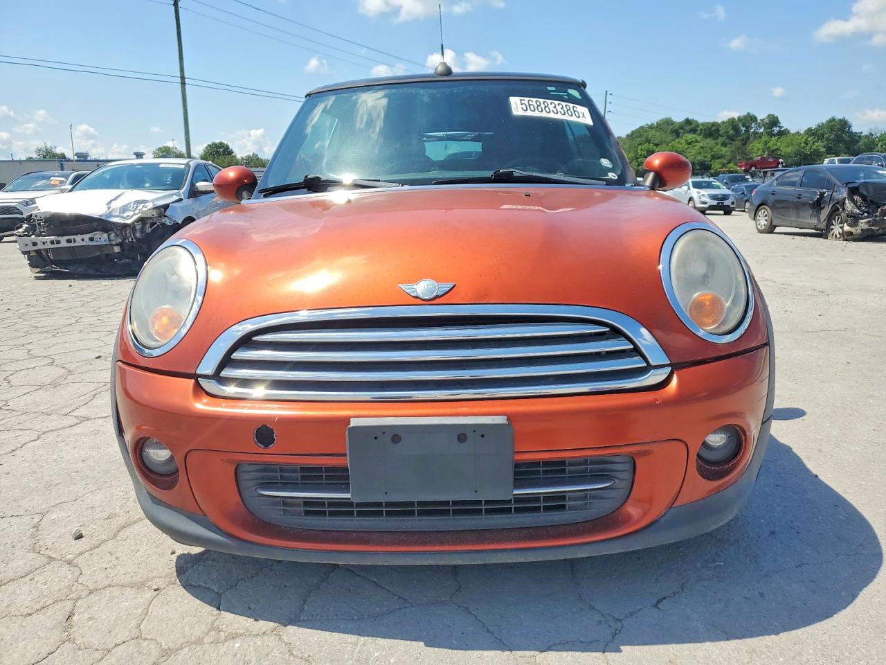 2011 Mini Cooper Orange vin: WMWZN3C53BT133061