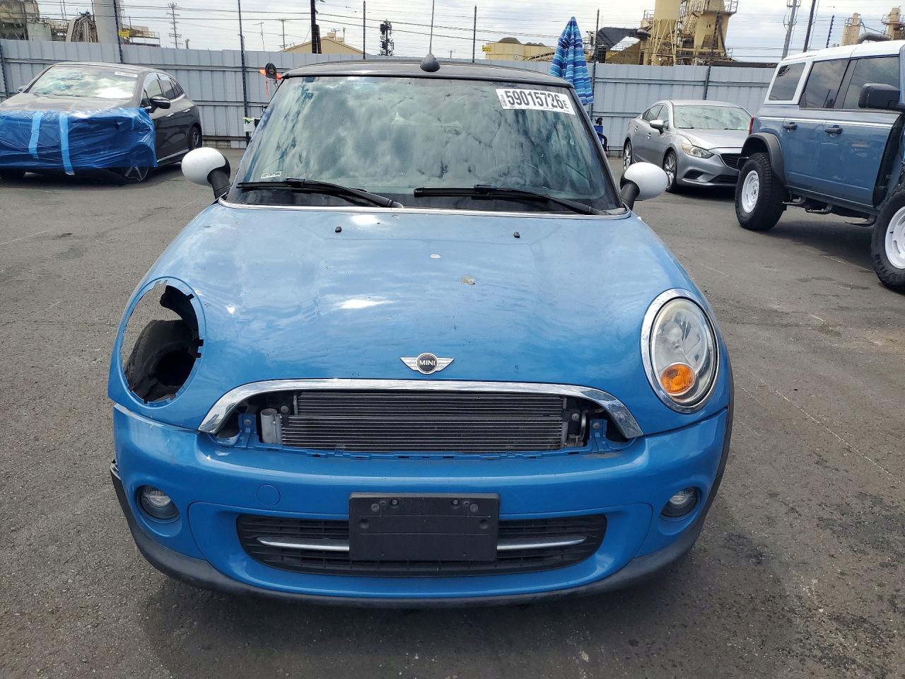 2014 Mini Cooper Blue vin: WMWZN3C53ET570000
