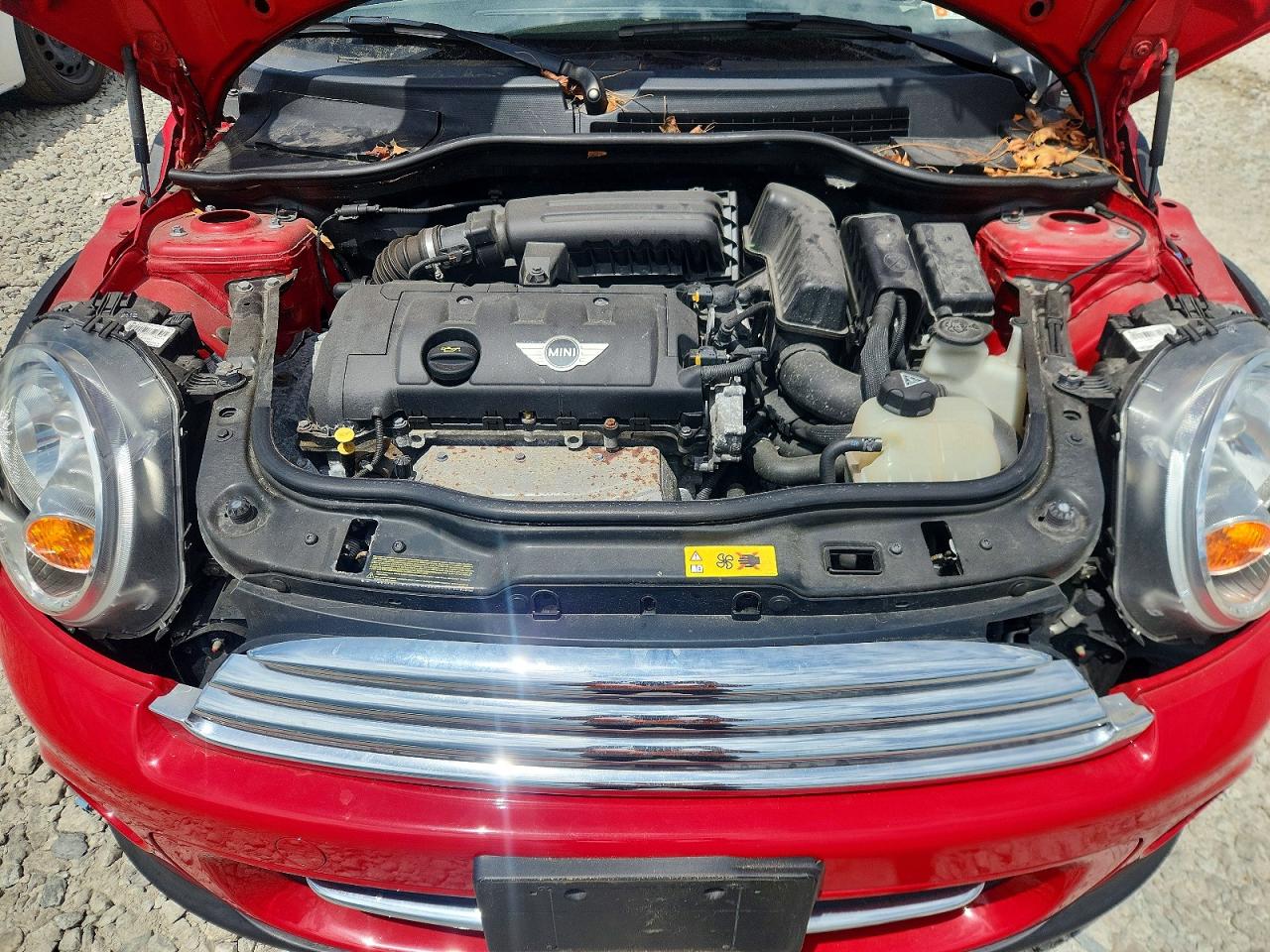 2015 Mini Cooper Red vin: WMWZN3C53FT861646
