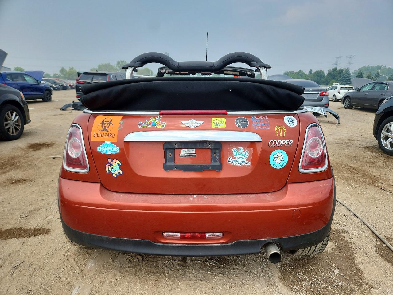 2013 Mini Cooper Orange vin: WMWZN3C55DT568196