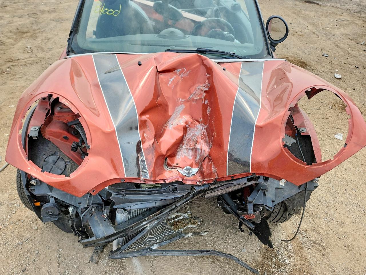 2013 Mini Cooper Orange vin: WMWZN3C55DT568196