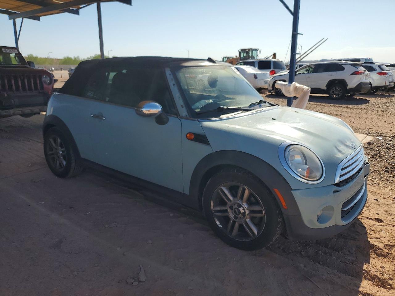 2011 Mini Cooper Blue vin: WMWZN3C56BT133734