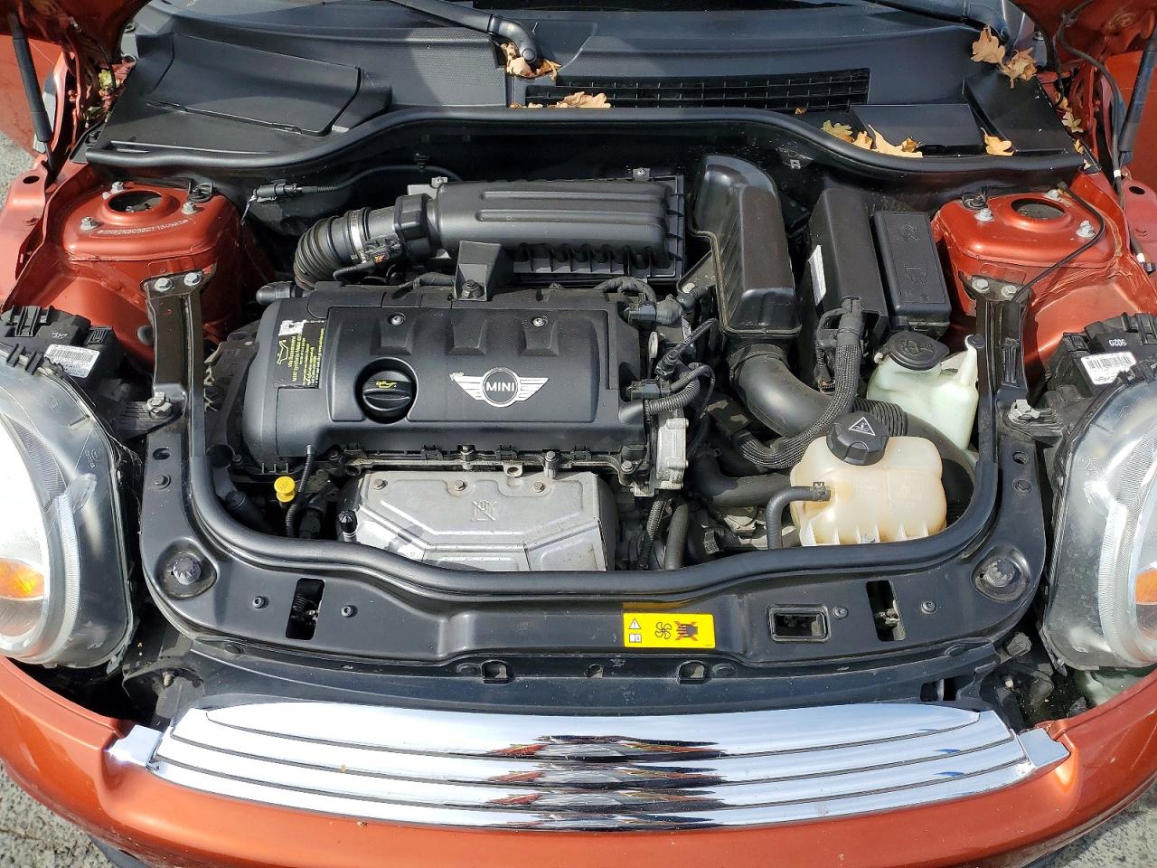 2012 Mini Cooper Orange vin: WMWZN3C56CT134562