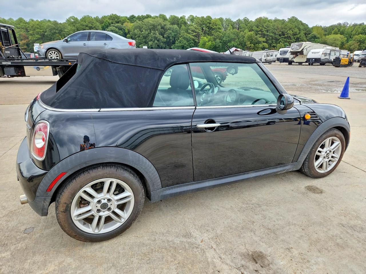 2011 Mini Cooper Black vin: WMWZN3C57BT133550