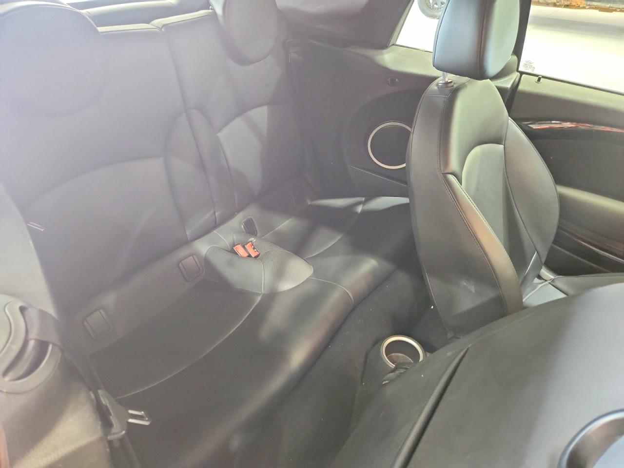 2012 Mini Cooper Brown vin: WMWZN3C59CT265551
