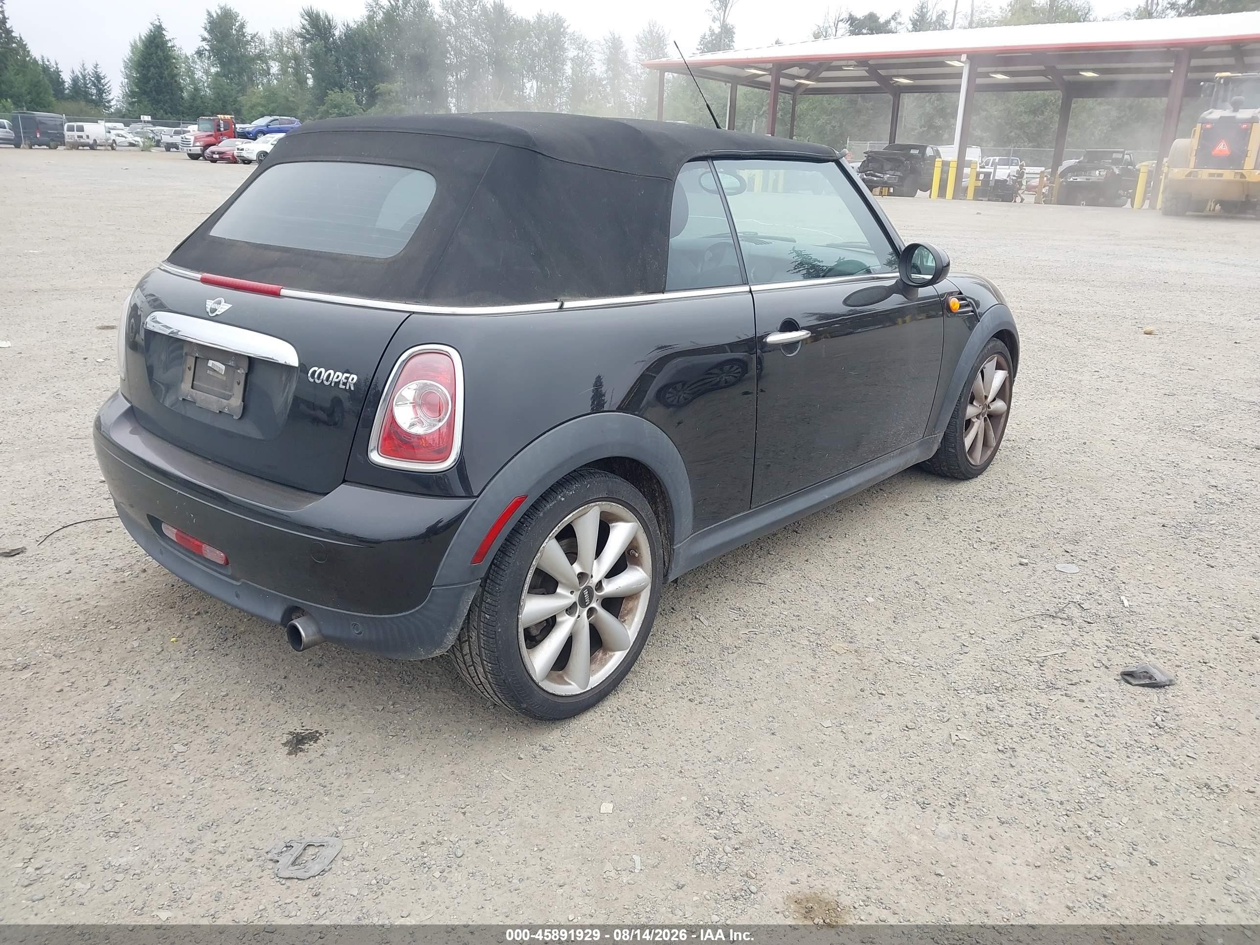 2014 Mini Convertible Cooper Black vin: WMWZN3C59ET569756