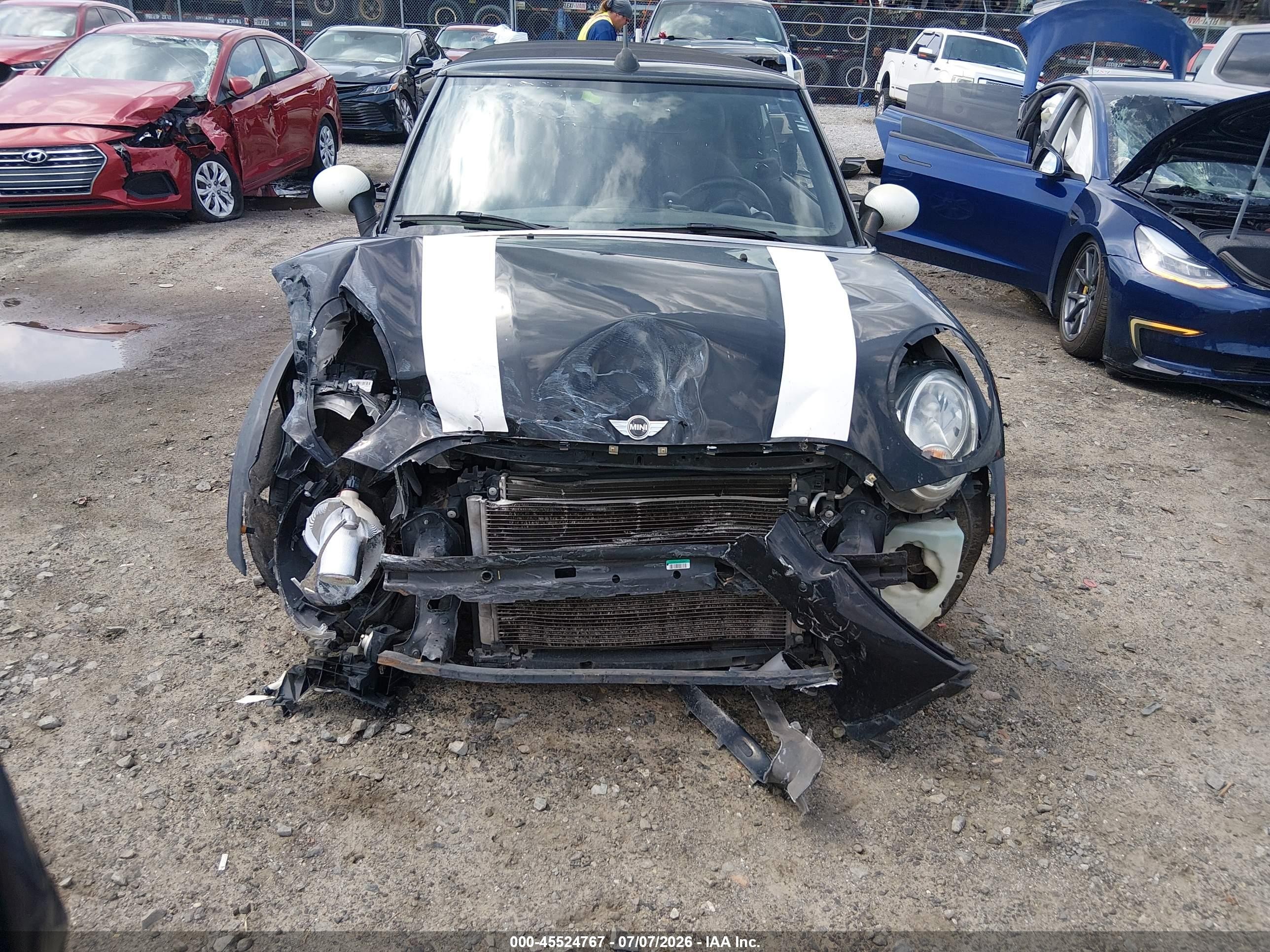 2014 Mini Convertible Cooper Black vin: WMWZN3C5XET266386