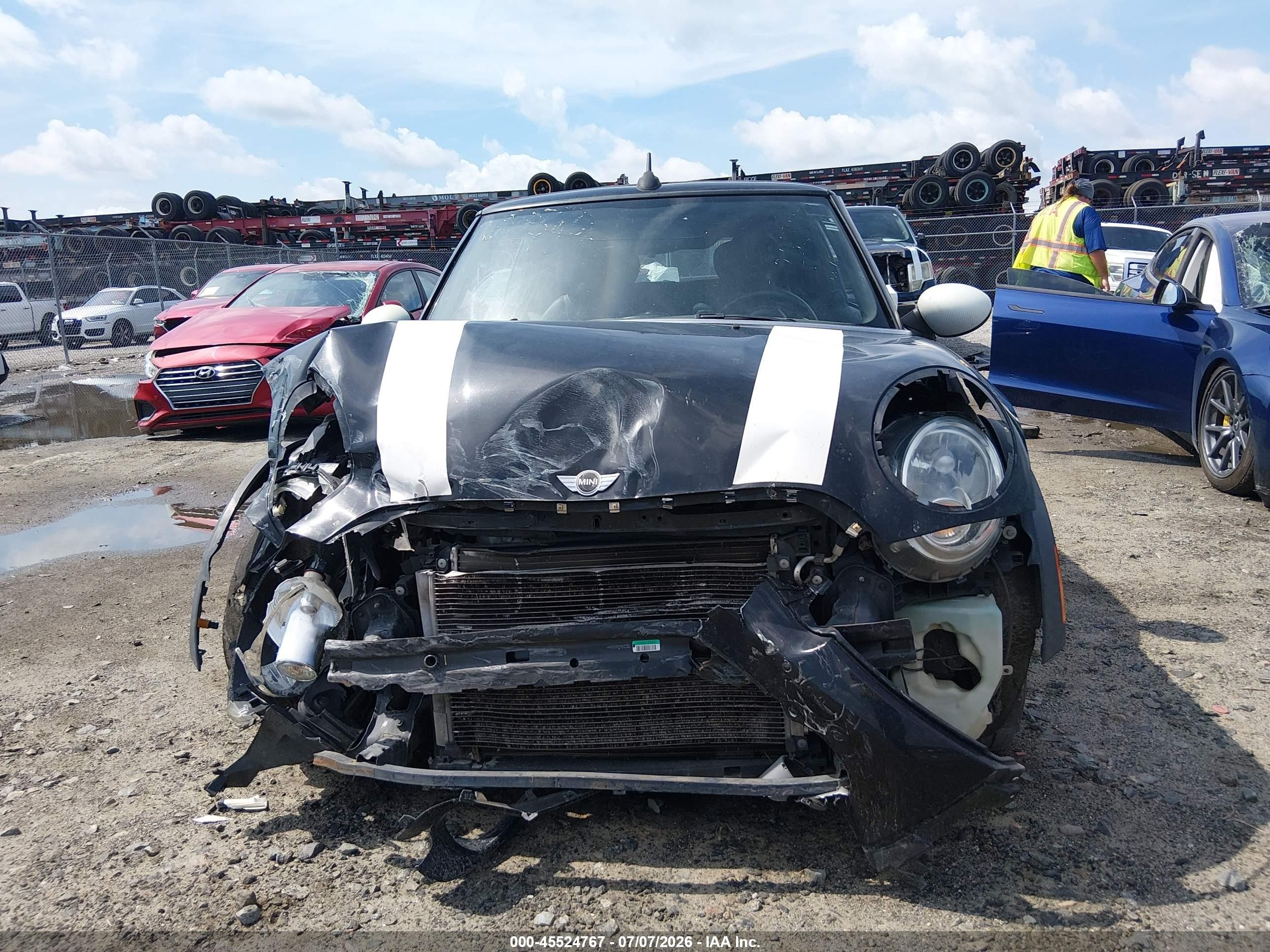 2014 Mini Convertible Cooper Black vin: WMWZN3C5XET266386