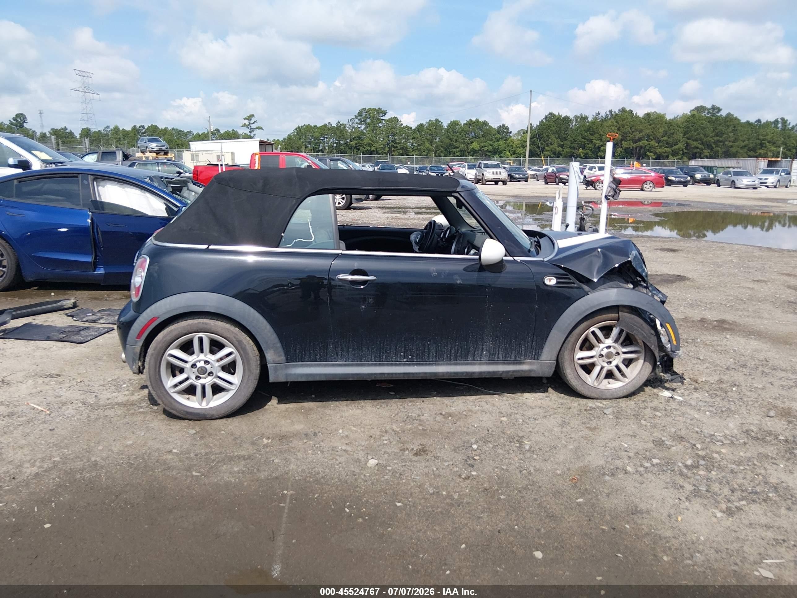 2014 Mini Convertible Cooper Black vin: WMWZN3C5XET266386