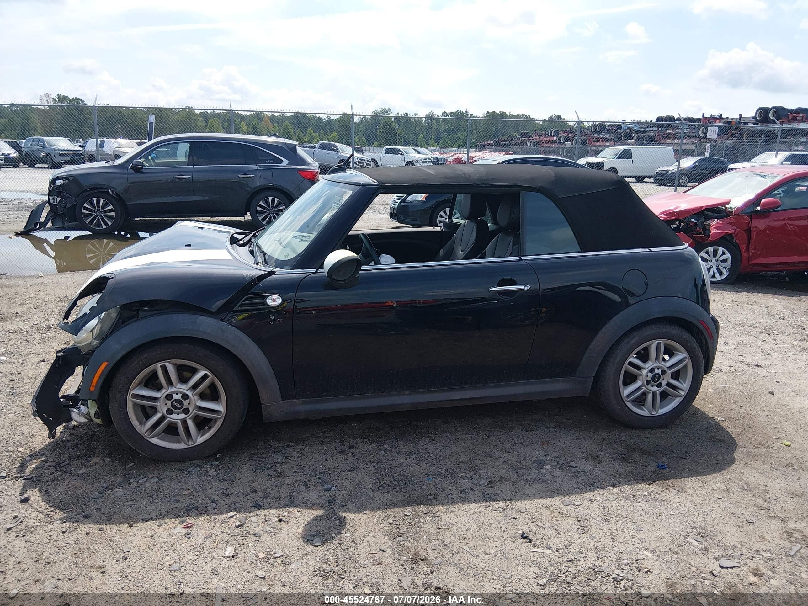 2014 Mini Convertible Cooper Black vin: WMWZN3C5XET266386