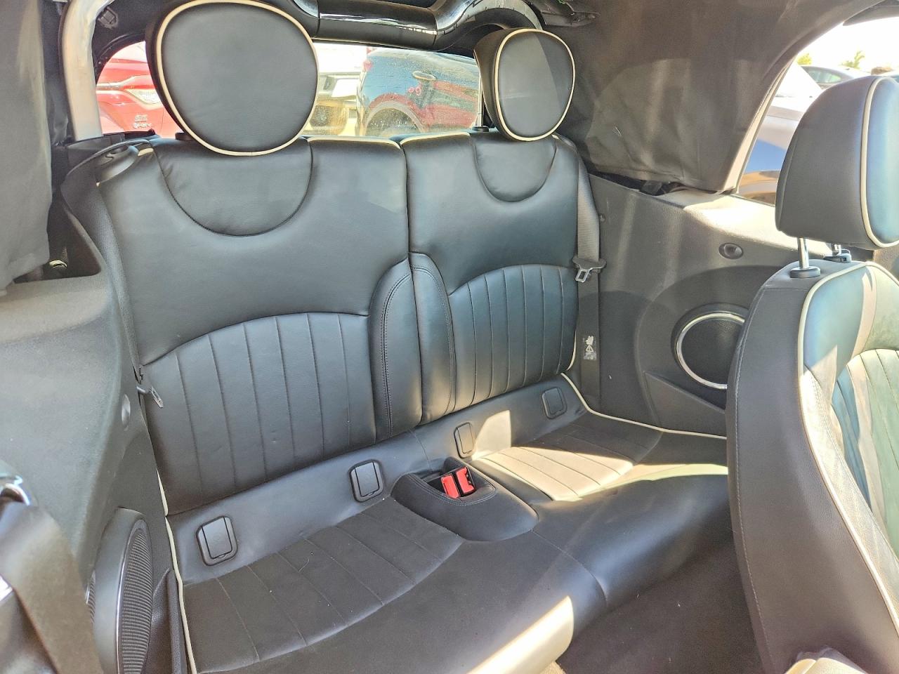 2011 Mini Cooper S Blue vin: WMWZP3C50BTX83055