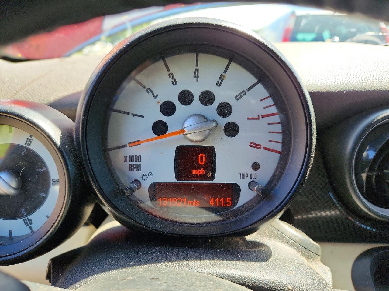 2014 Mini Cooper S Red vin: WMWZP3C50ET706335
