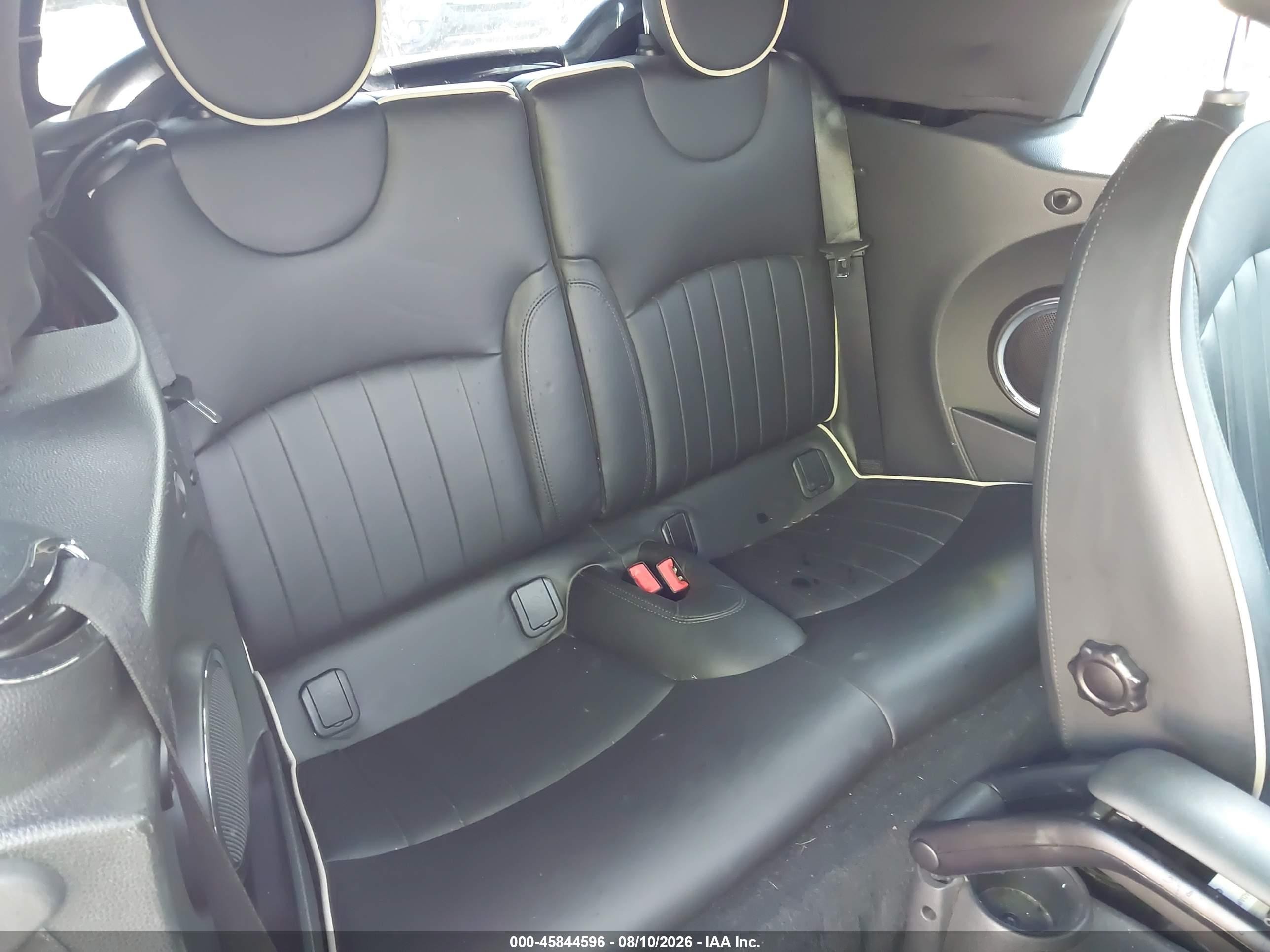 2014 Mini Convertible Cooper S Orange vin: WMWZP3C50ET707422