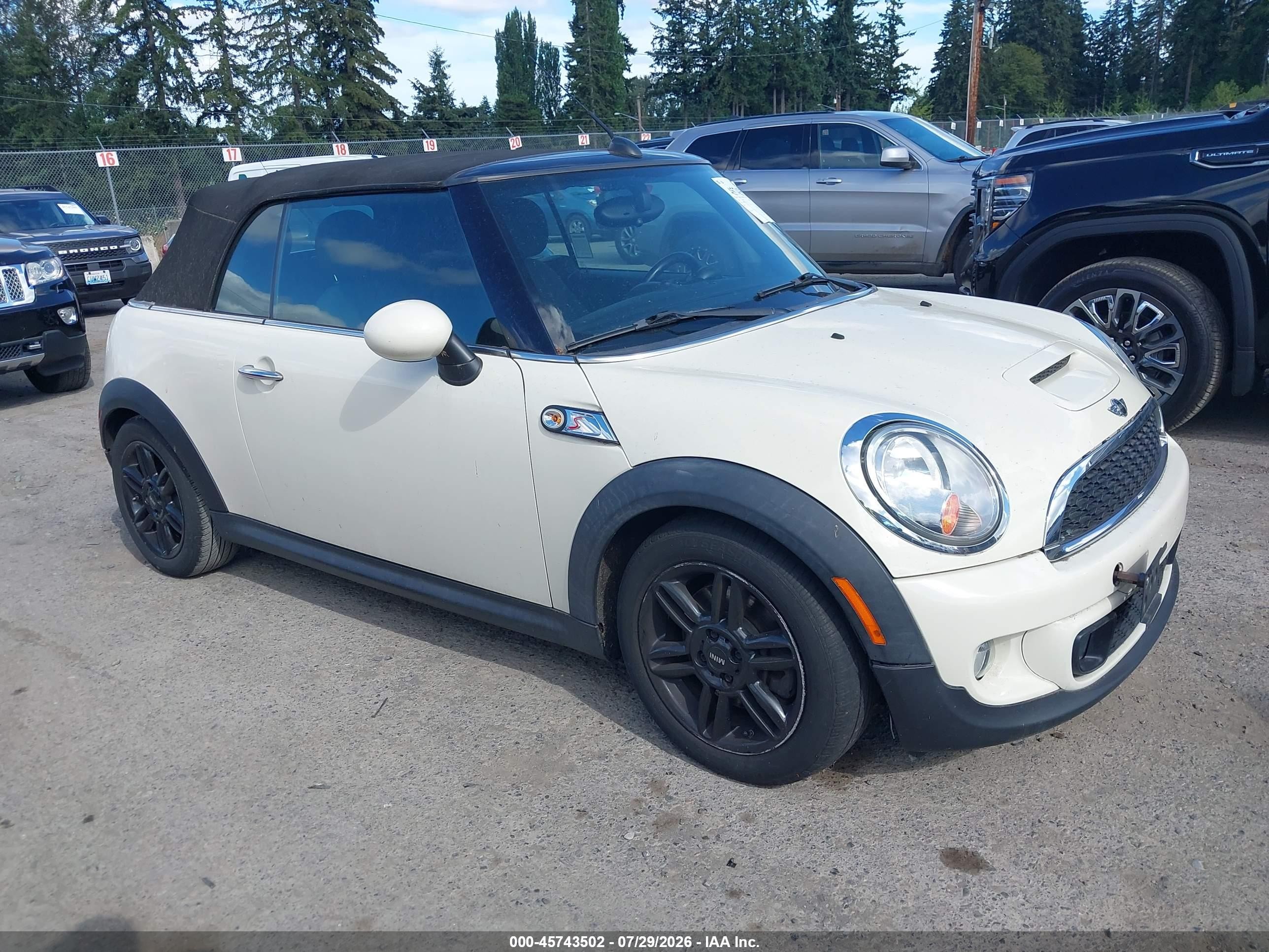 2012 Mini Cooper S   White vin: WMWZP3C51CT250357