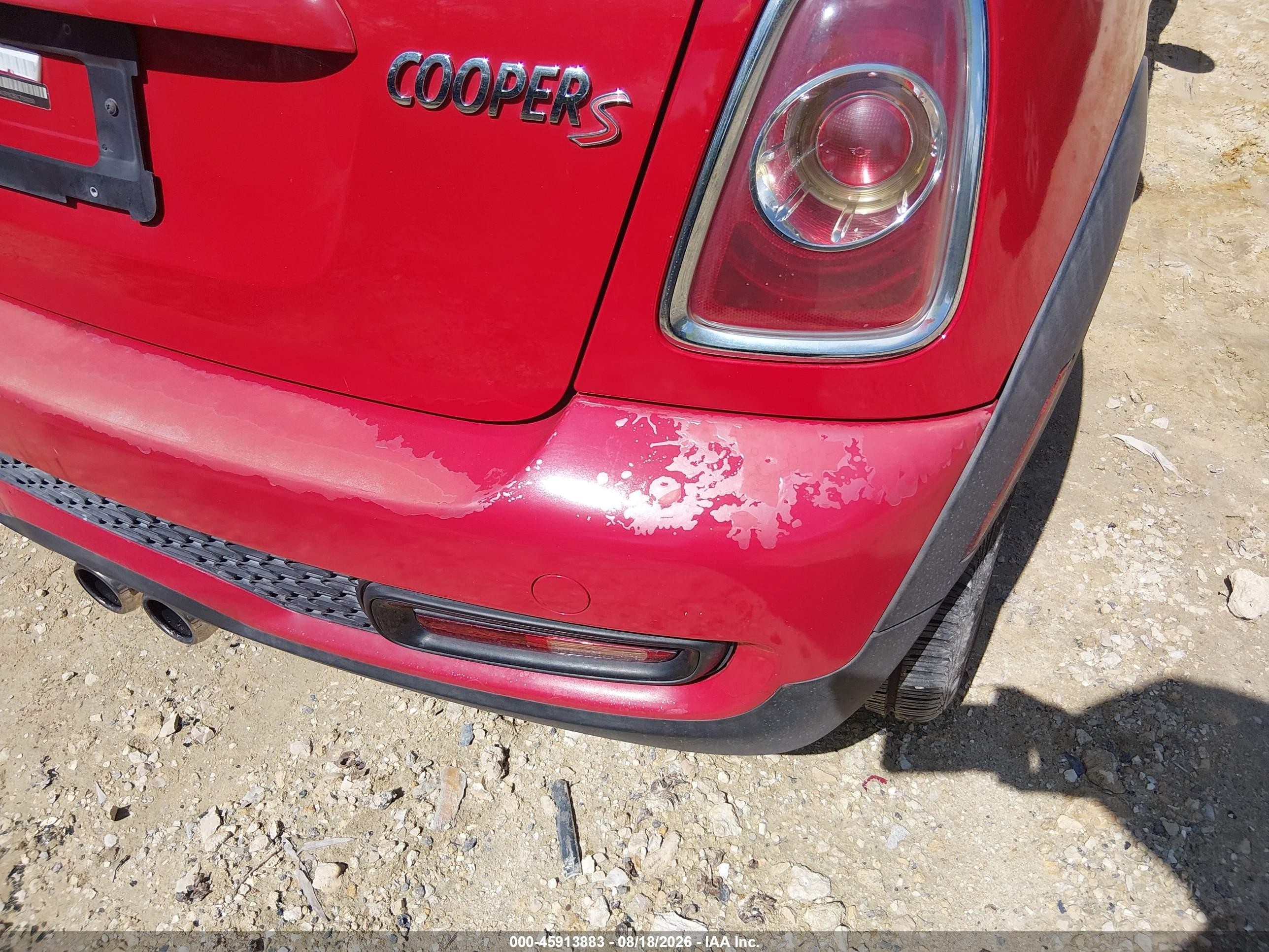 2012 Mini Cooper S   Red vin: WMWZP3C55CT250250
