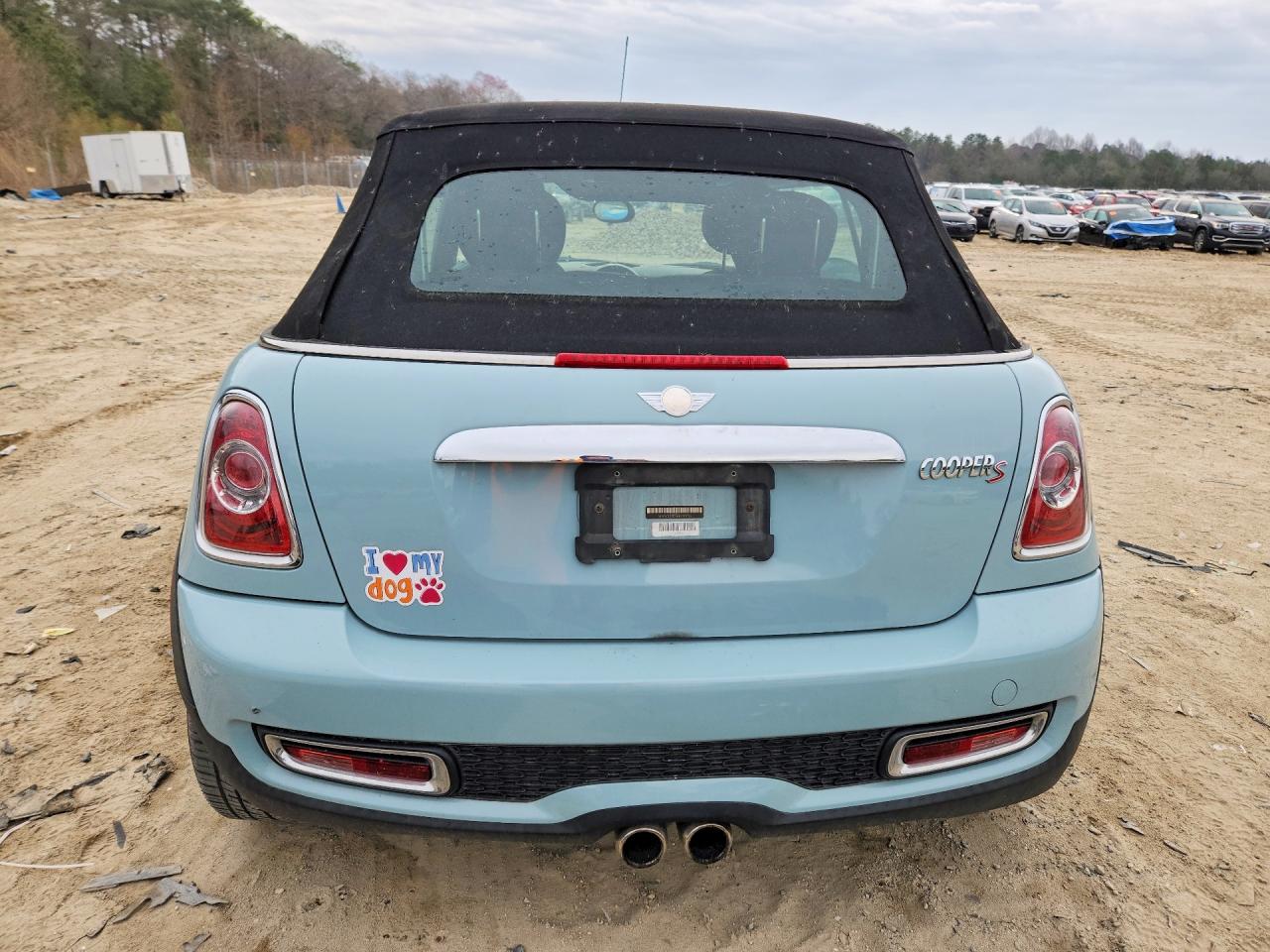 2011 Mini Cooper S Blue vin: WMWZP3C56BT249252