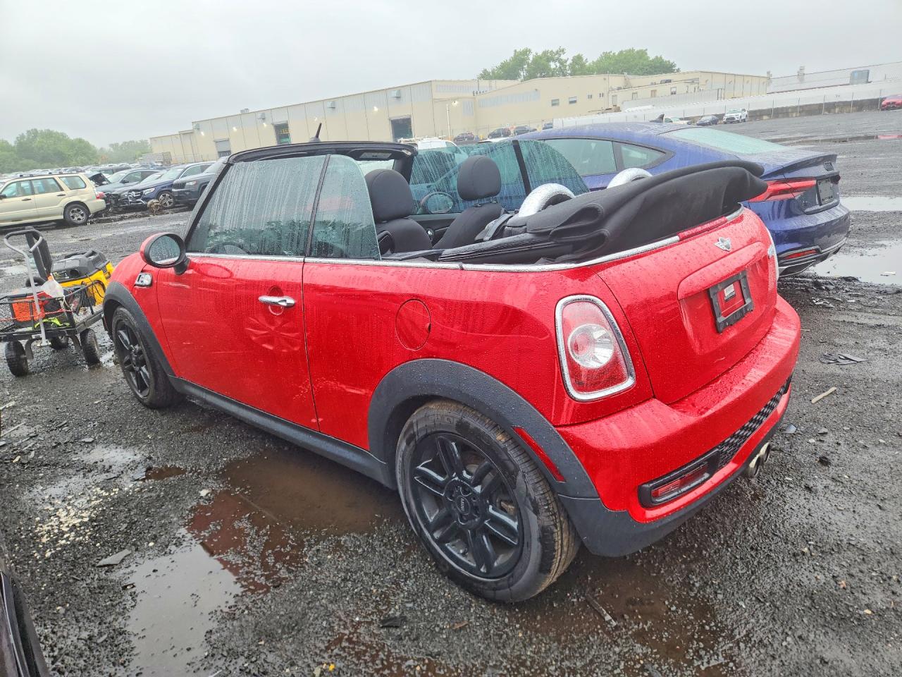 2013 Mini Cooper S Red vin: WMWZP3C56DT705172