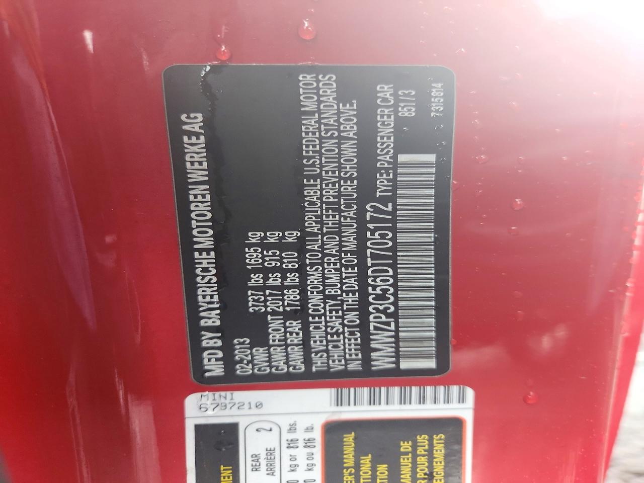 2013 Mini Cooper S Red vin: WMWZP3C56DT705172