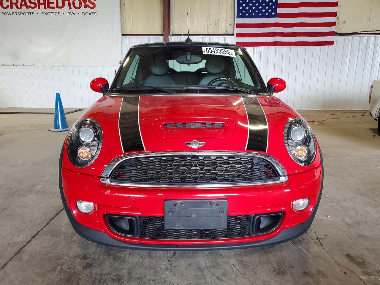 2014 Mini Cooper S Red vin: WMWZP3C57ET298190
