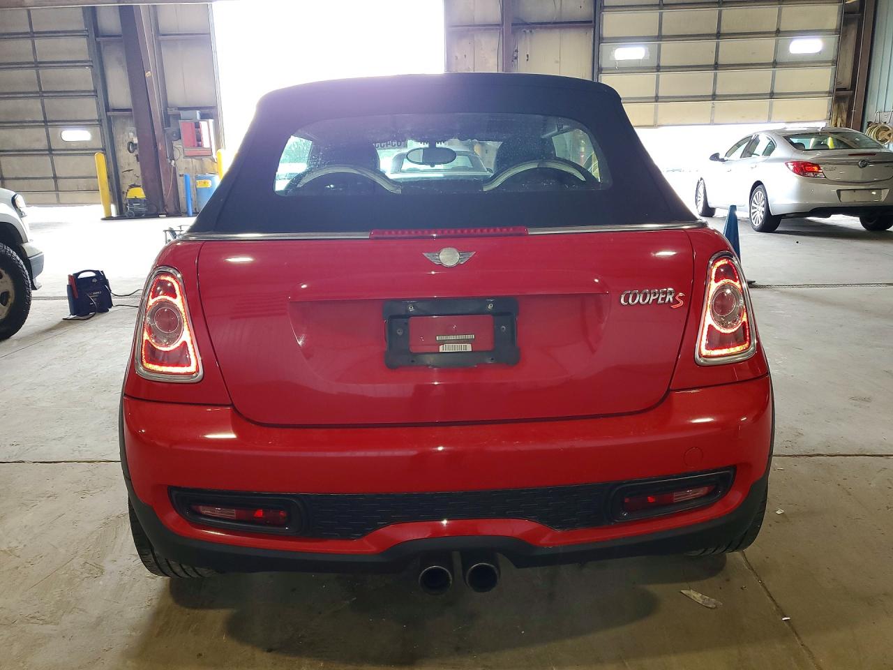 2014 Mini Cooper S Red vin: WMWZP3C57ET298190