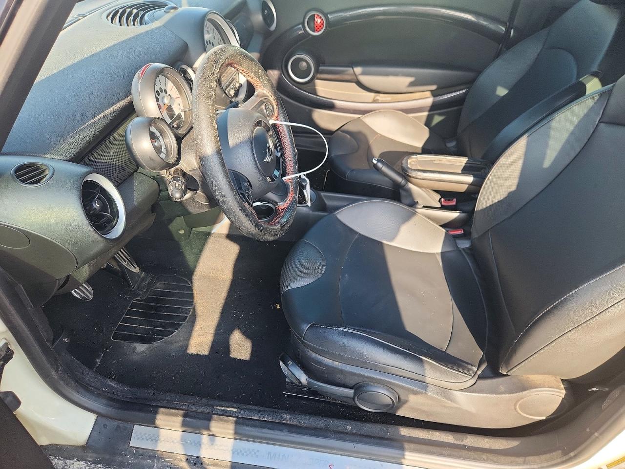 2014 Mini Cooper S Beige vin: WMWZP3C57ET298352