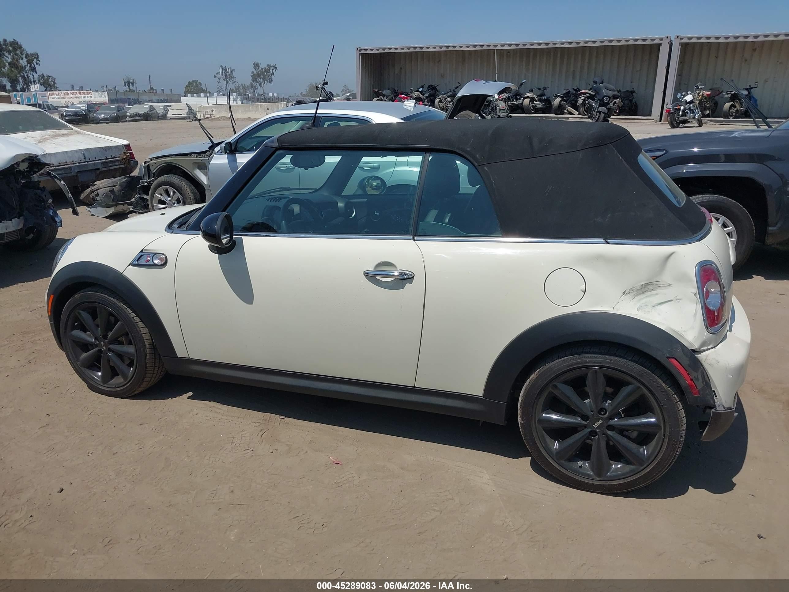 2014 Mini Convertible Cooper S Cream vin: WMWZP3C57ET707157
