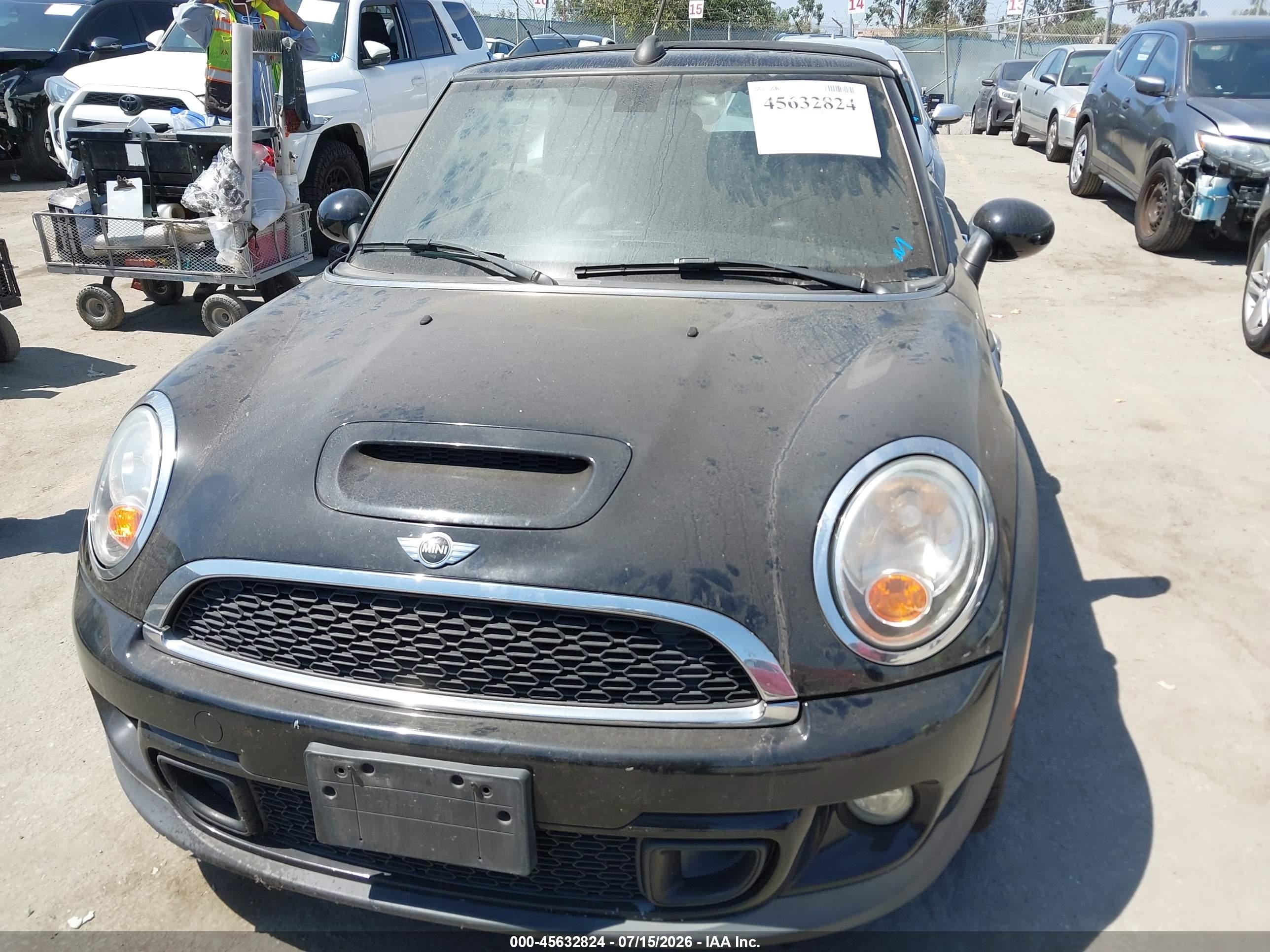 2015 Mini Convertible Cooper S Black vin: WMWZP3C57F2A91602