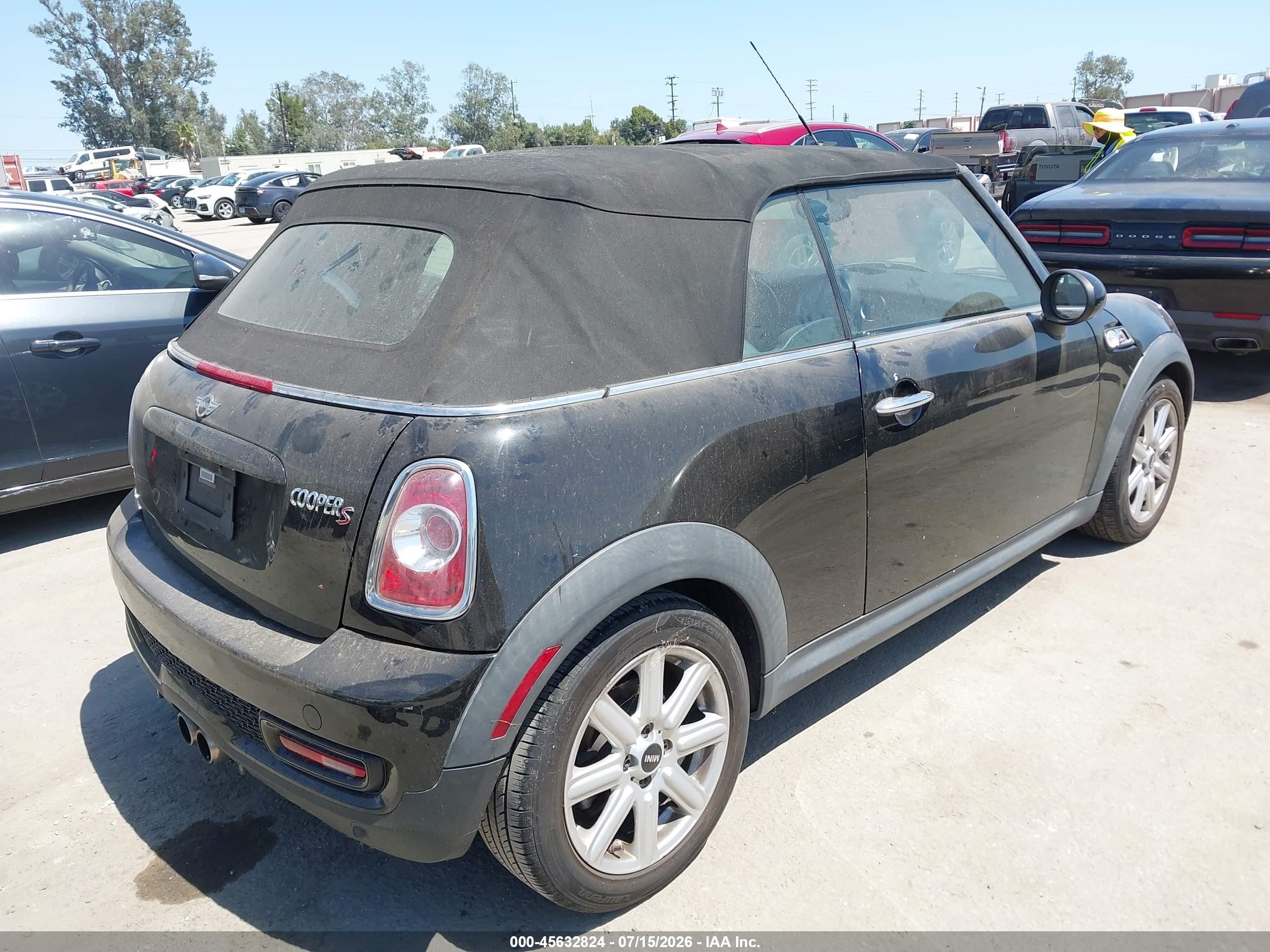 2015 Mini Convertible Cooper S Black vin: WMWZP3C57F2A91602