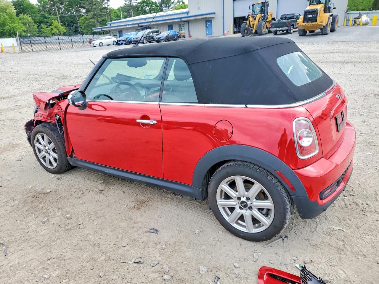 2013 Mini Cooper S Red vin: WMWZP3C58DT550513