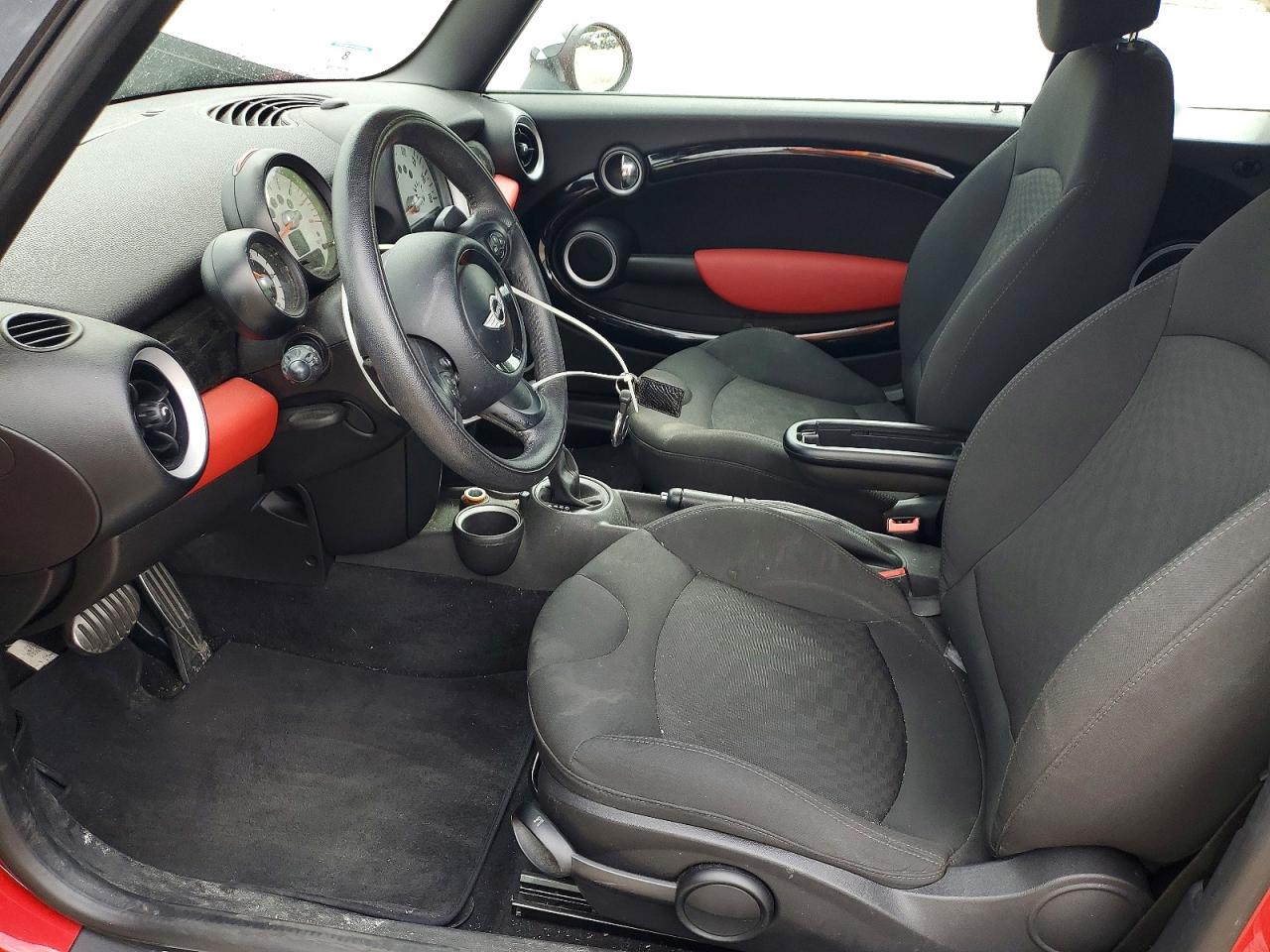2013 Mini Cooper S Red vin: WMWZP3C58DT550513
