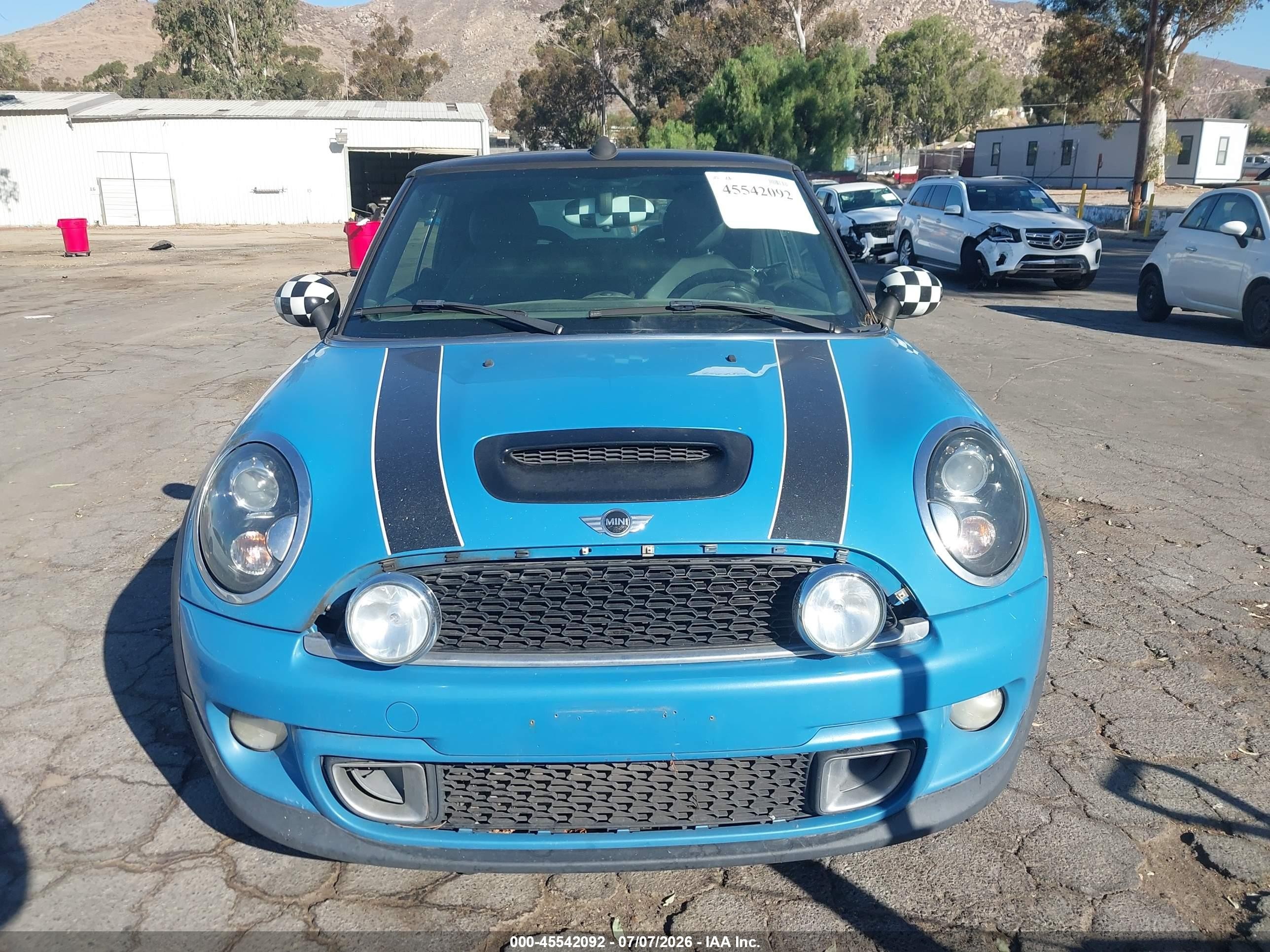 2014 Mini Convertible Cooper S Blue vin: WMWZP3C58ET298327