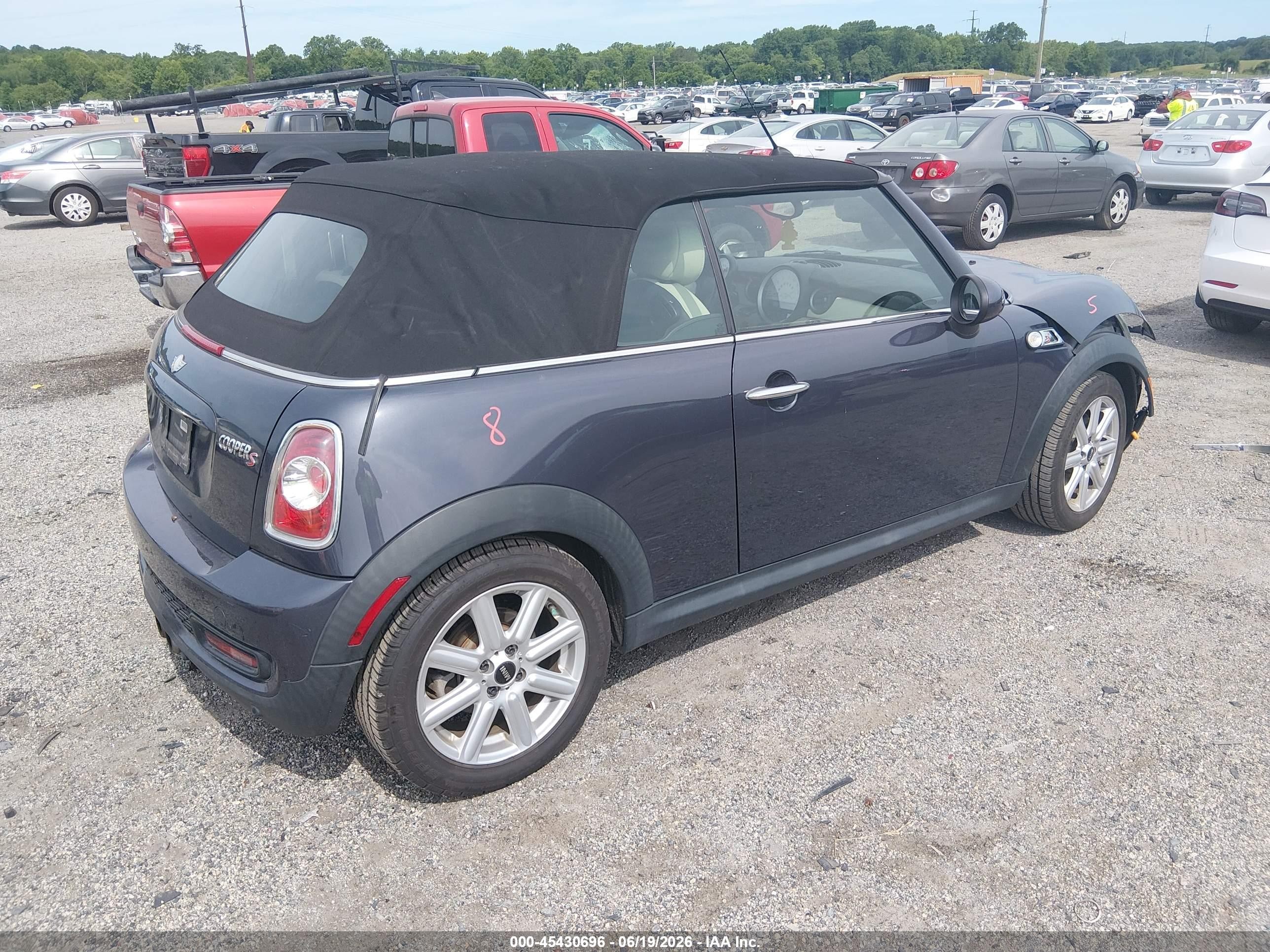 2013 Mini Convertible Cooper S Серый vin: WMWZP3C59DT551329