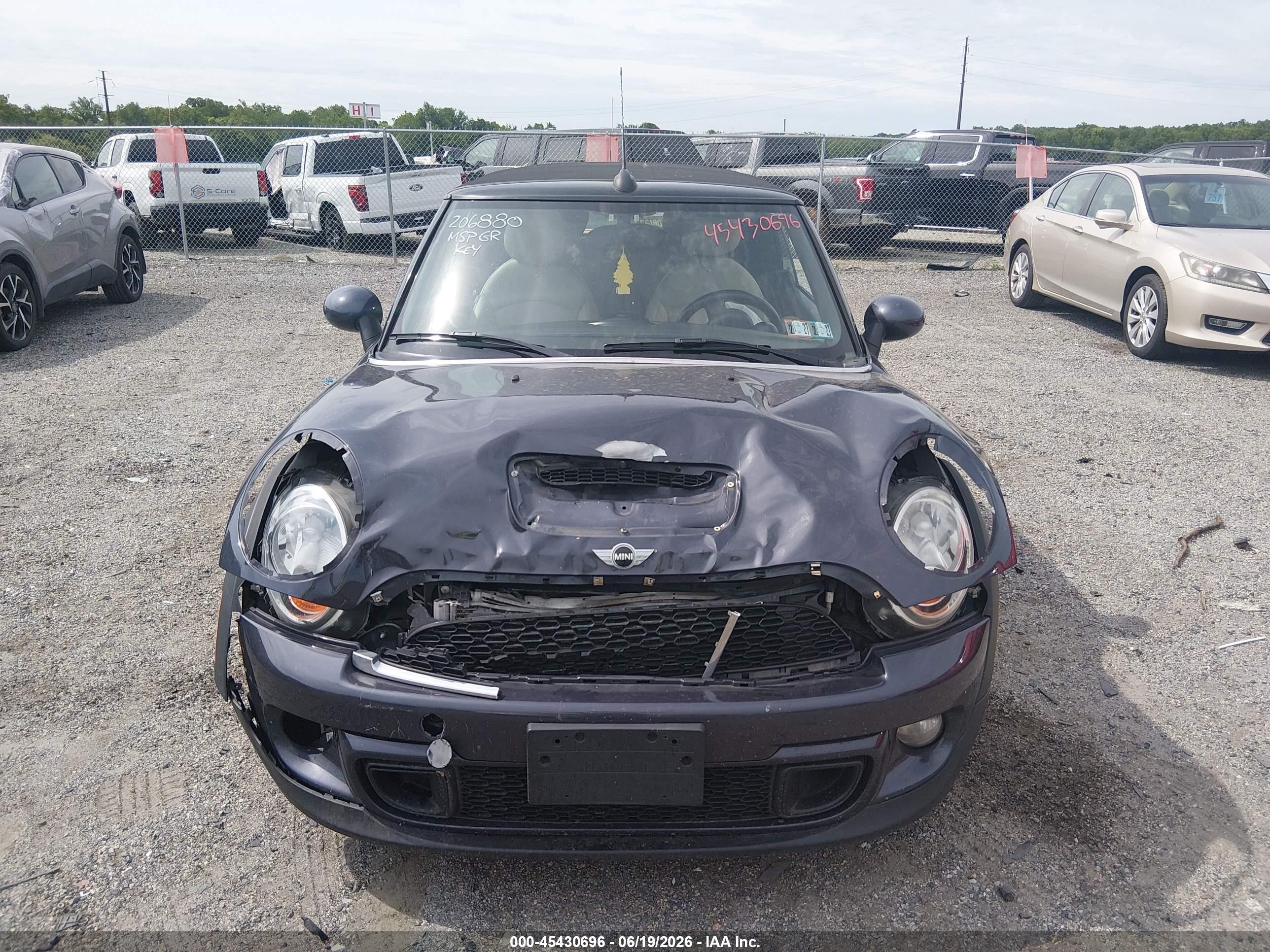 2013 Mini Convertible Cooper S Серый vin: WMWZP3C59DT551329