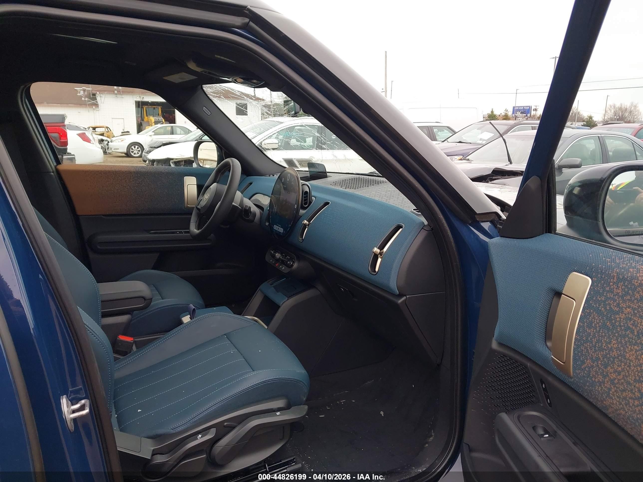 2025 Mini Countryman Cooper S Dark Blue vin: WMZ23GA04S7T59188