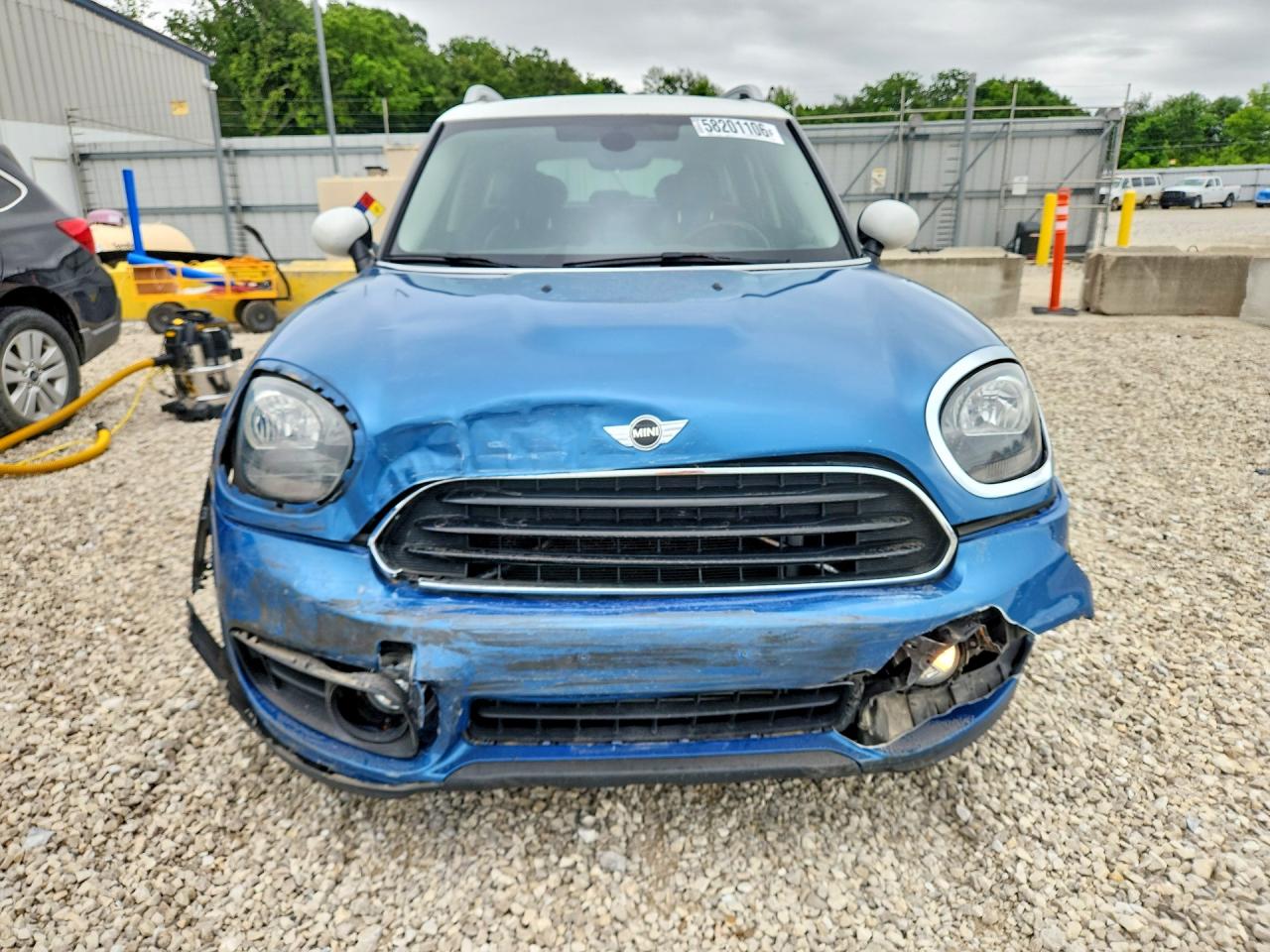 2017 Mini Cooper Countryman Blue vin: WMZYS7C35H3B63073