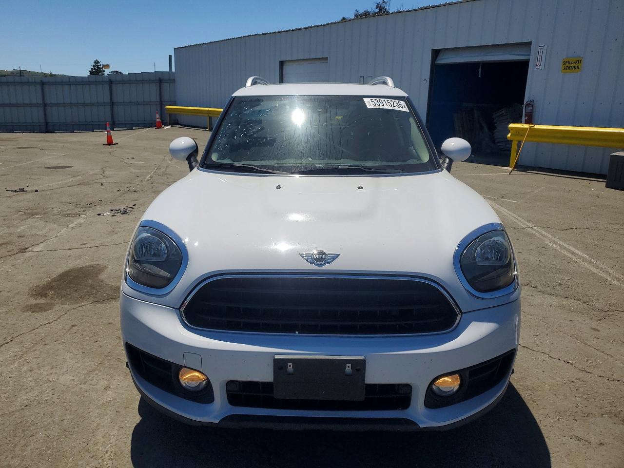 2018 Mini Cooper Countryman White vin: WMZYS7C3XJ3E08505