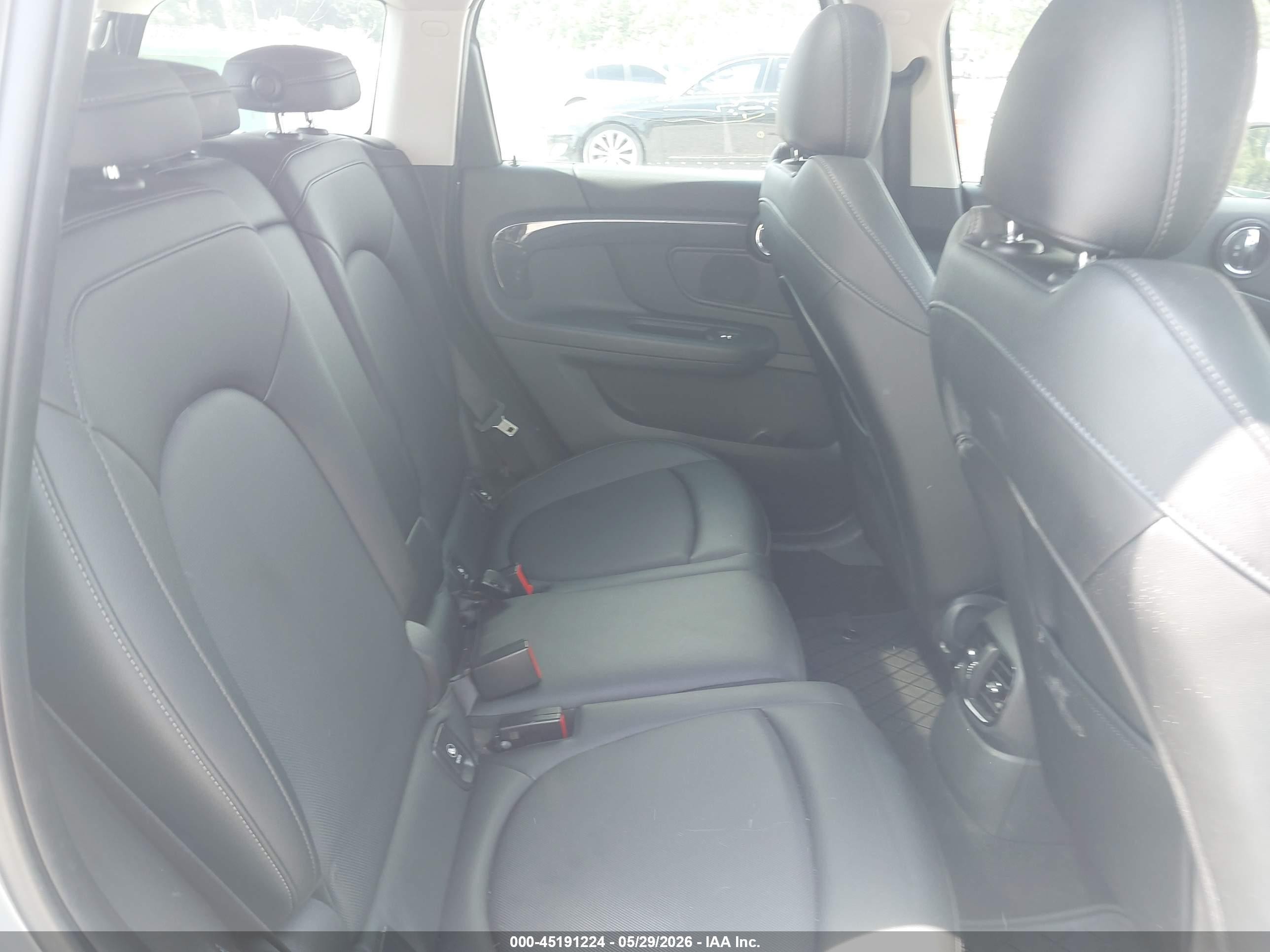2019 Mini Countryman Cooper S Gray vin: WMZYT3C54K3E94323